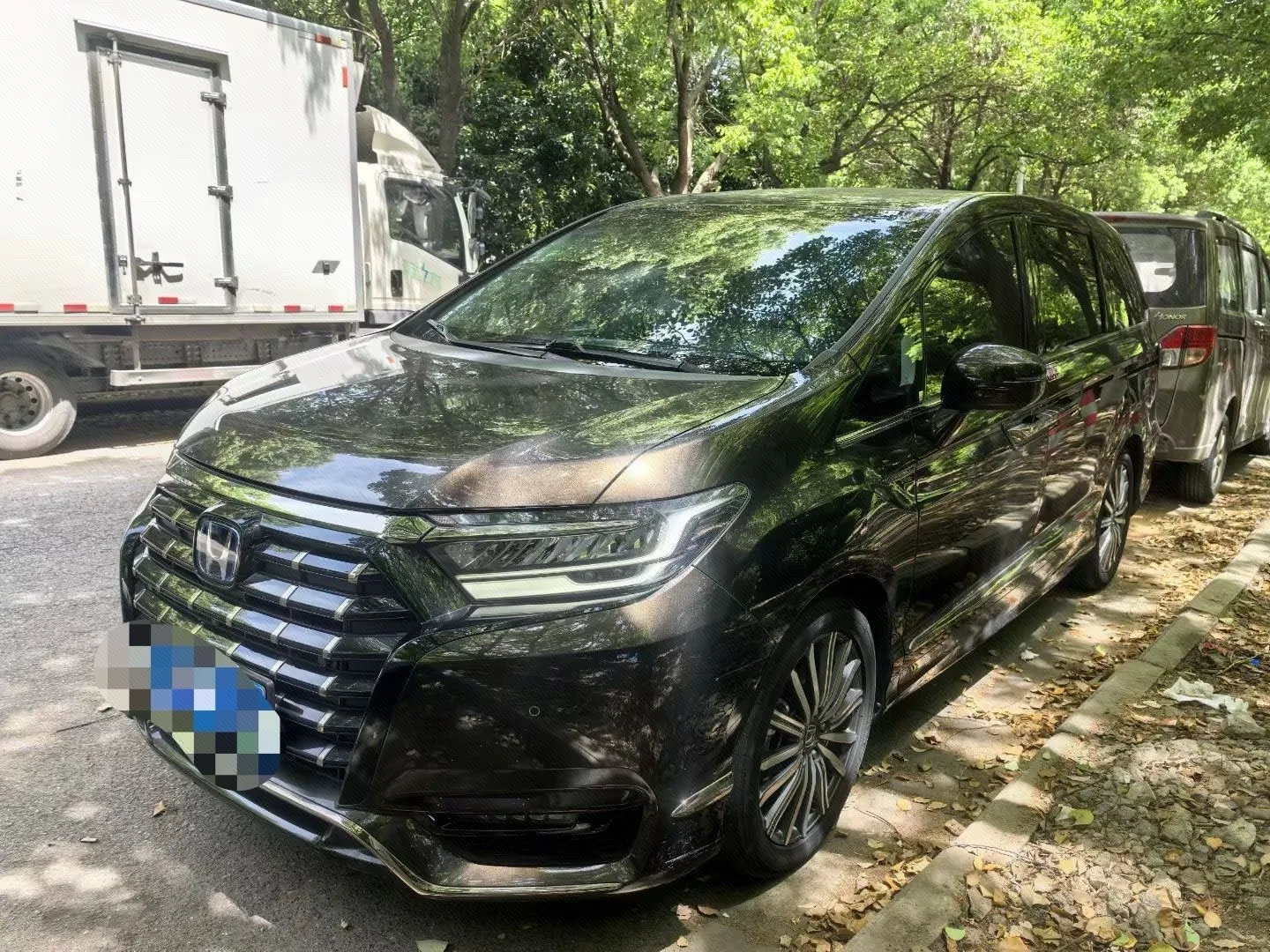 Elysion 2022 2.0L e:HEV Supreme Edition