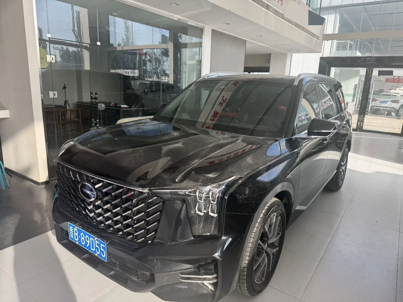 Trumpchi 2025 GS8 2.0TGDI Navigator Series 2WD Luxury 5-Seater Automatic