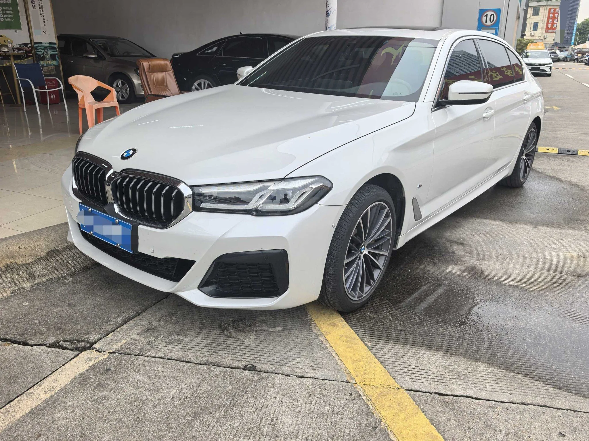 BMW 5 Series 2023 530Li 2.0T Leading M Sport Package Automatic