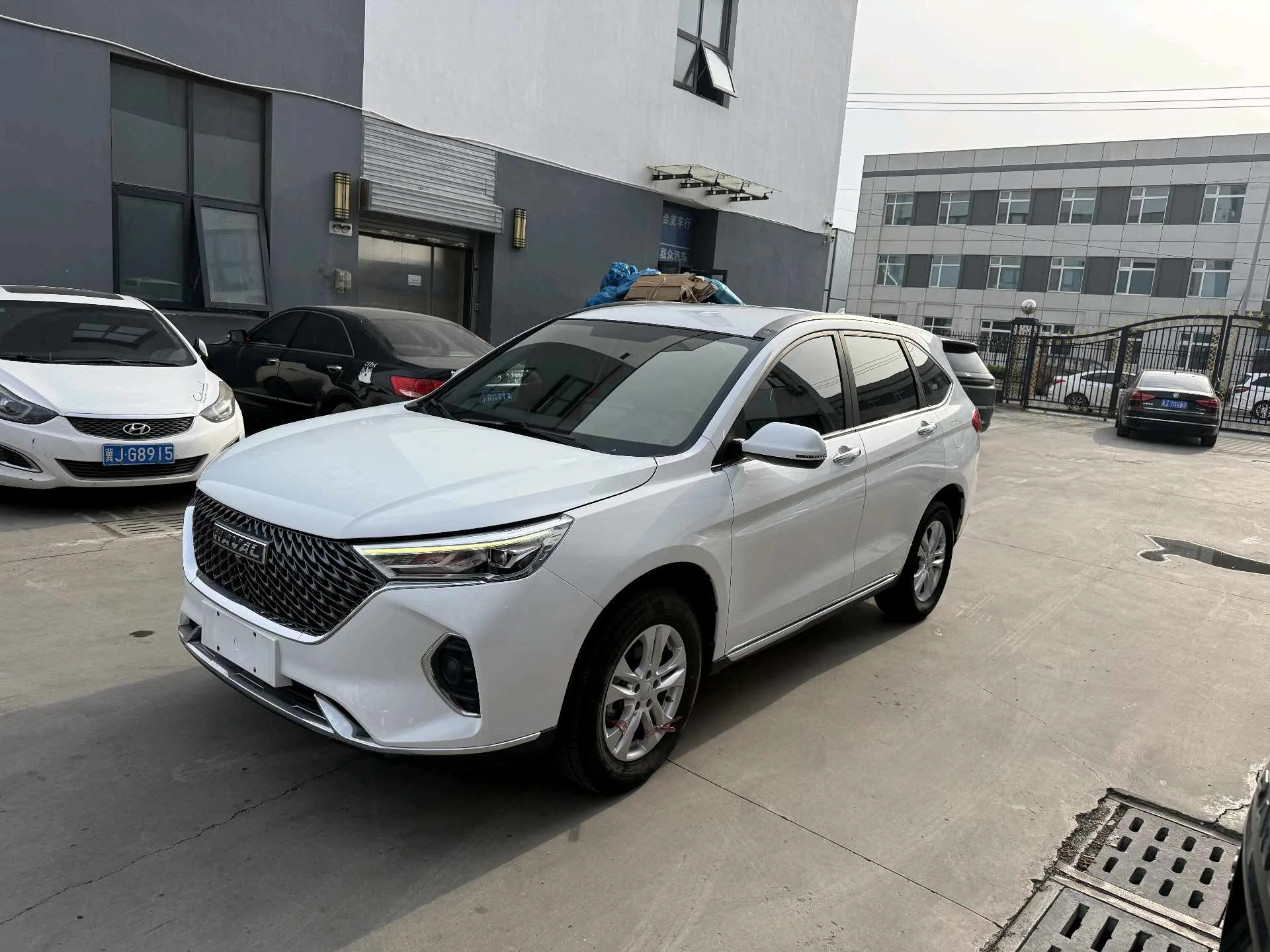 Haval M6 2021 PLUS 1.5T DCT Luxury Intelligent Connectivity Edition