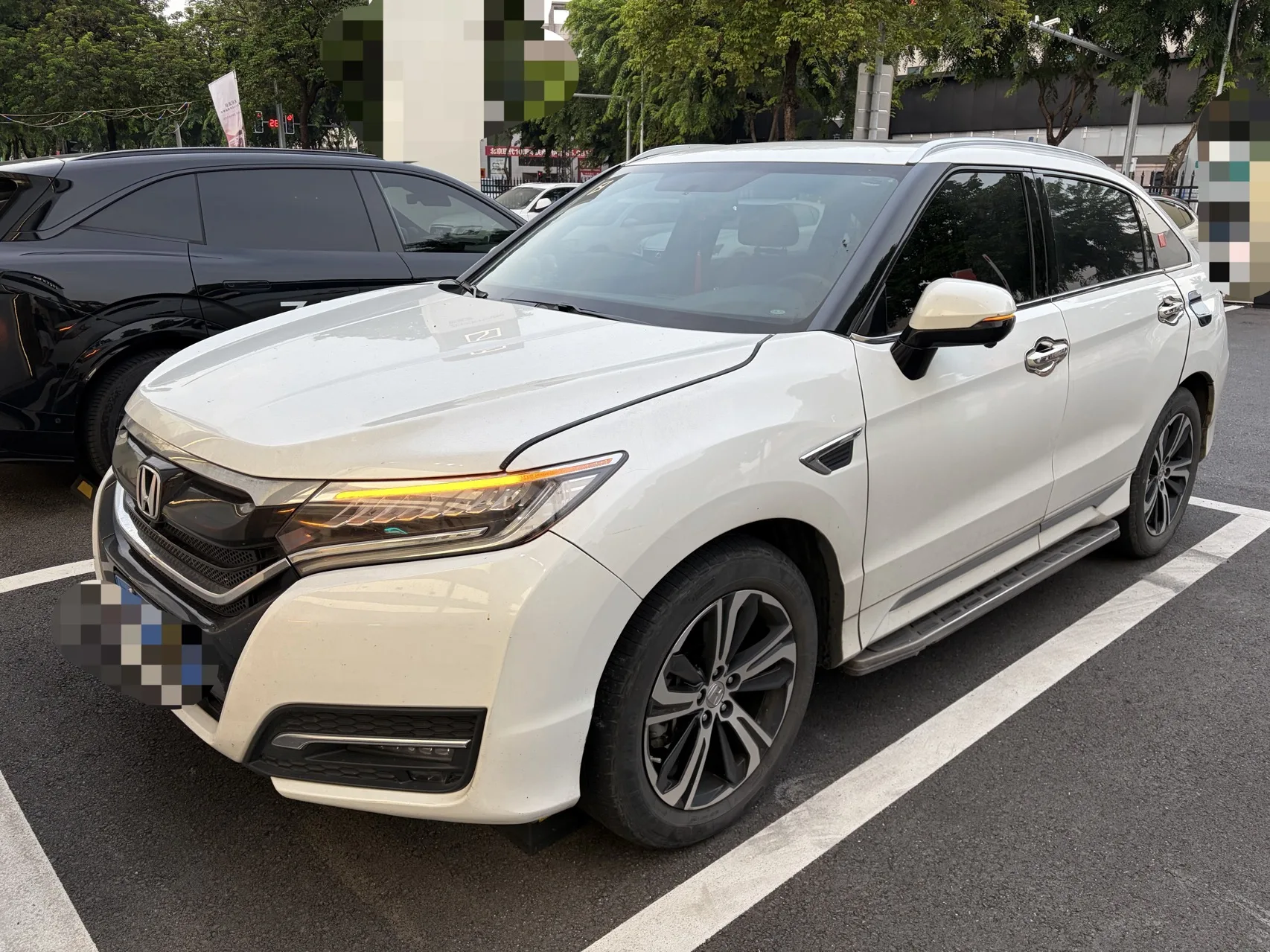 2017 Honda UR-V 370TURBO FWD Premium Edition (China V Emission Standard)