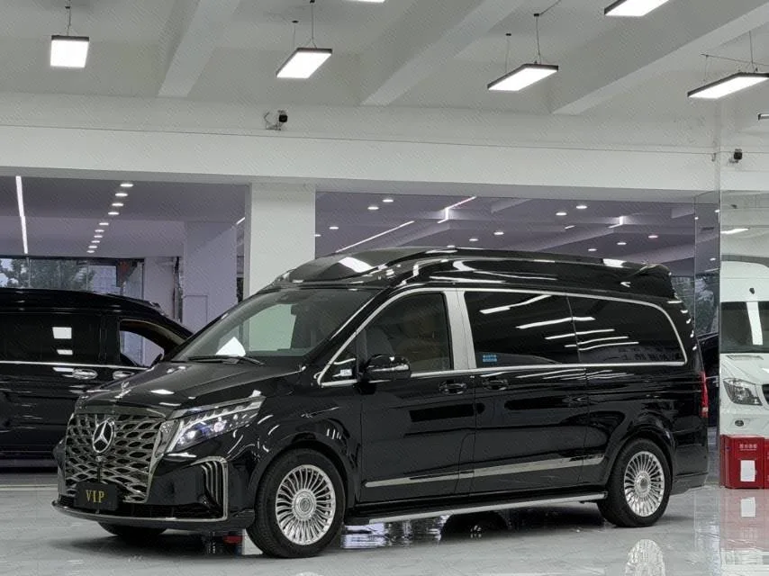 Мерседес-Бенц V-класс 2021 В 260 L Длинный Колесная база Роскошь Версия