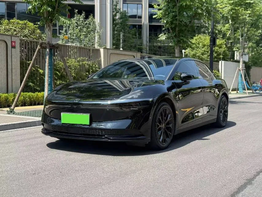 Jike 2025 Model Jike 007 Rear-Wheel Drive Intelligent Driving Edition 75kWh Automatic