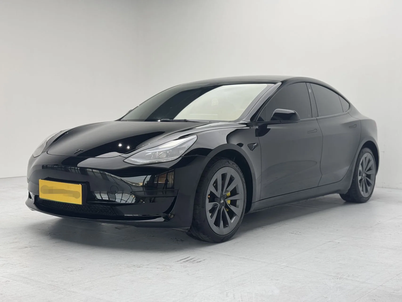 Model 3 2022 Rear-Wheel Drive