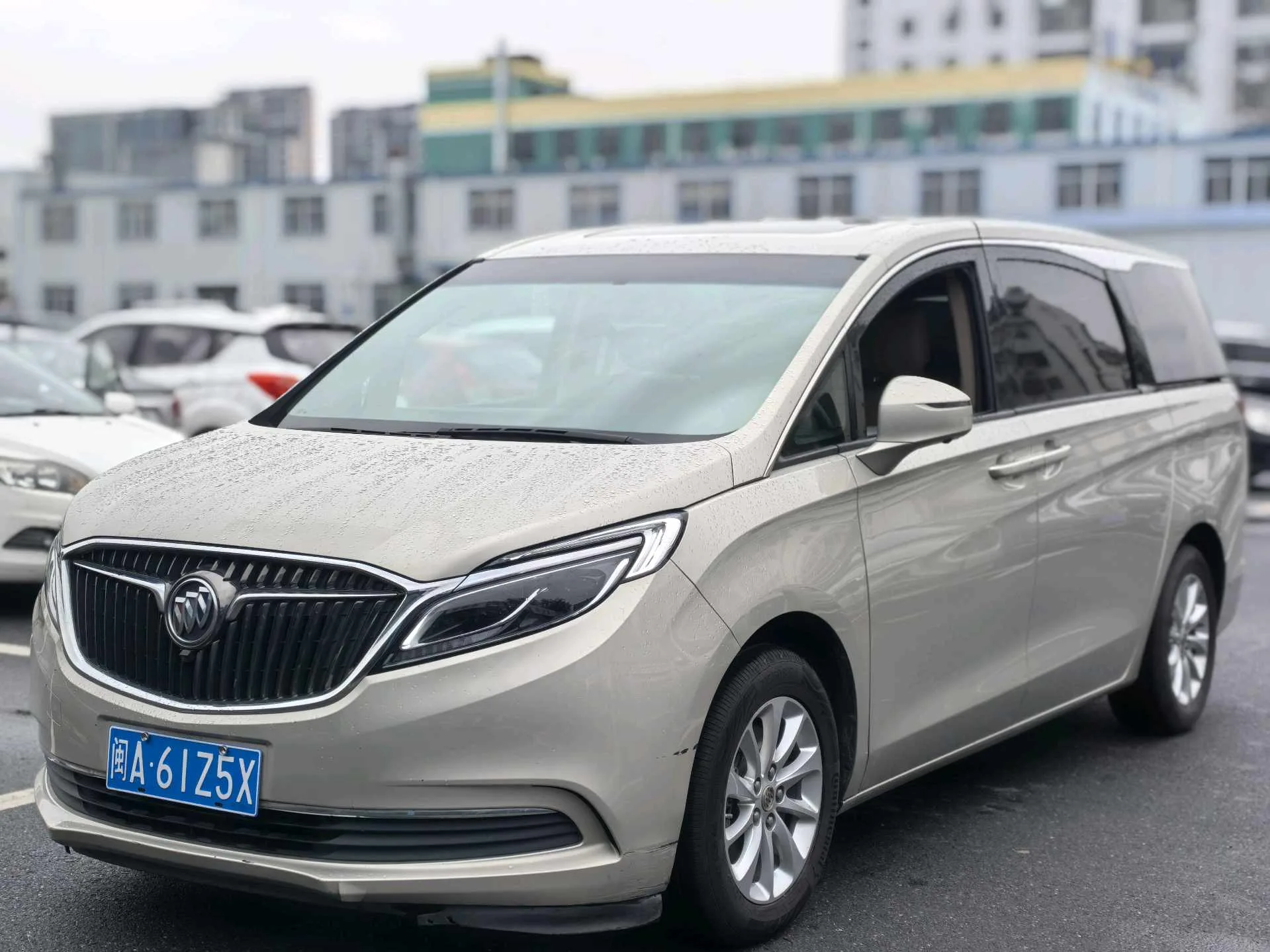 Buick GL8 2018 ES 28T Premium Edition, National VI
