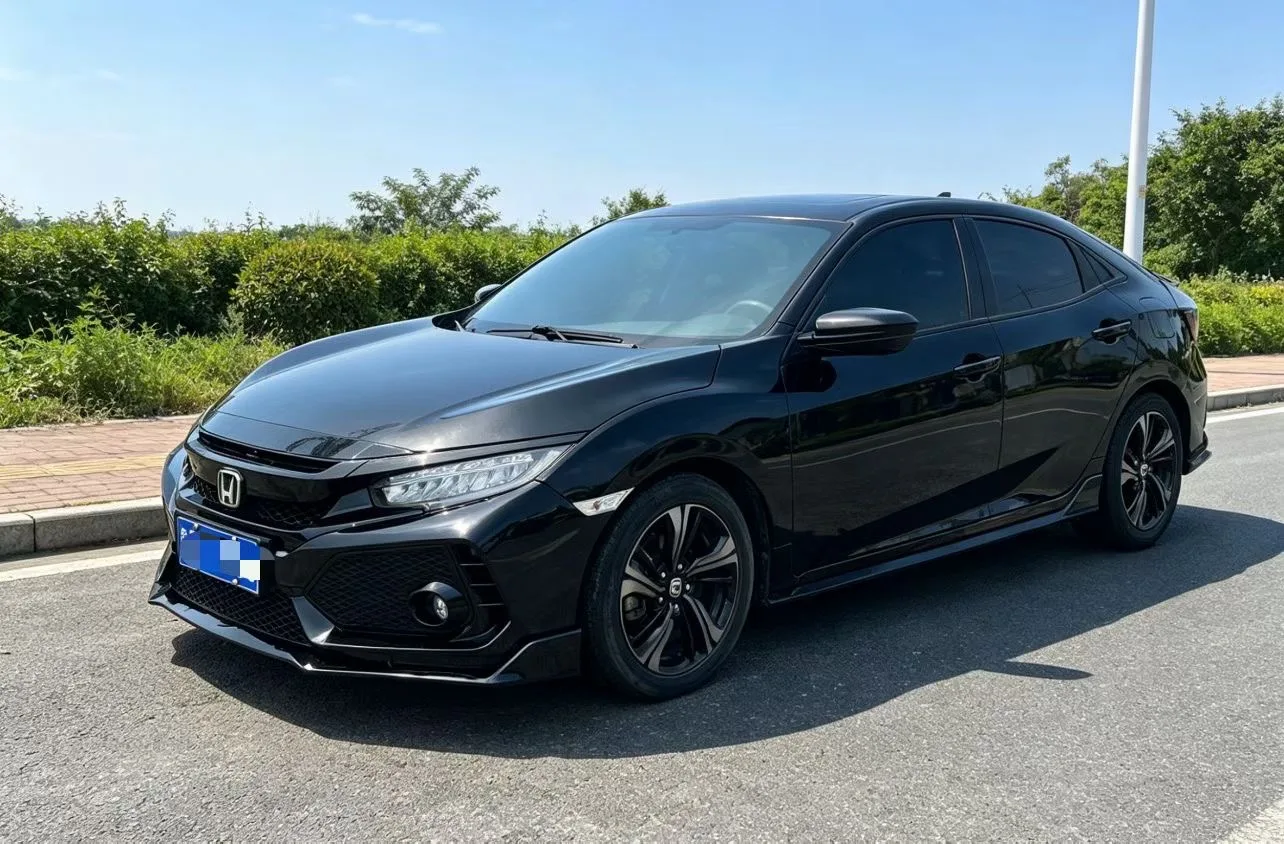 Civic 2021 HATCHBACK 220TURBO CVT Trendy and Cool