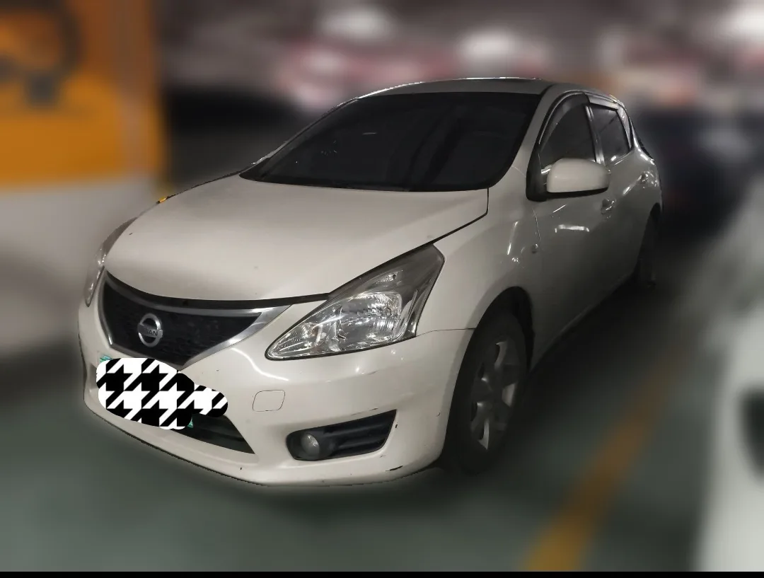 2014 Nissan Tiida 1.6L CVT Cool Cafe Edition
