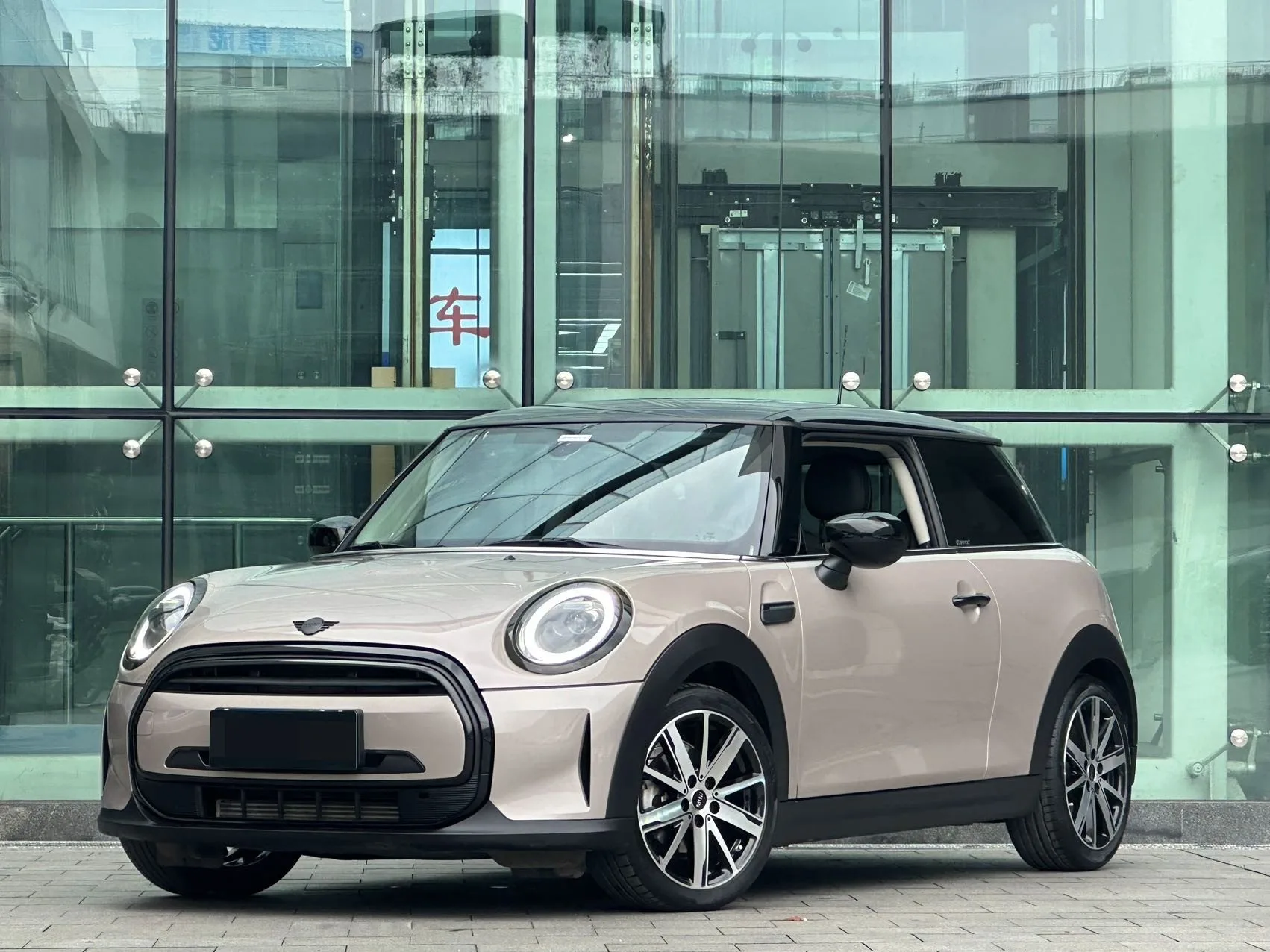 MINI 2022 1.5T COOPER Artist