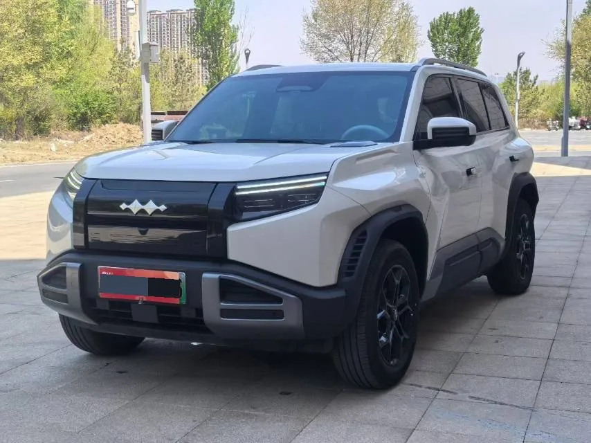 Fangchengbao 2025 Titanium 3 501KM Rear-Wheel Drive Intelligent Driving Max Edition Automatic Transmission