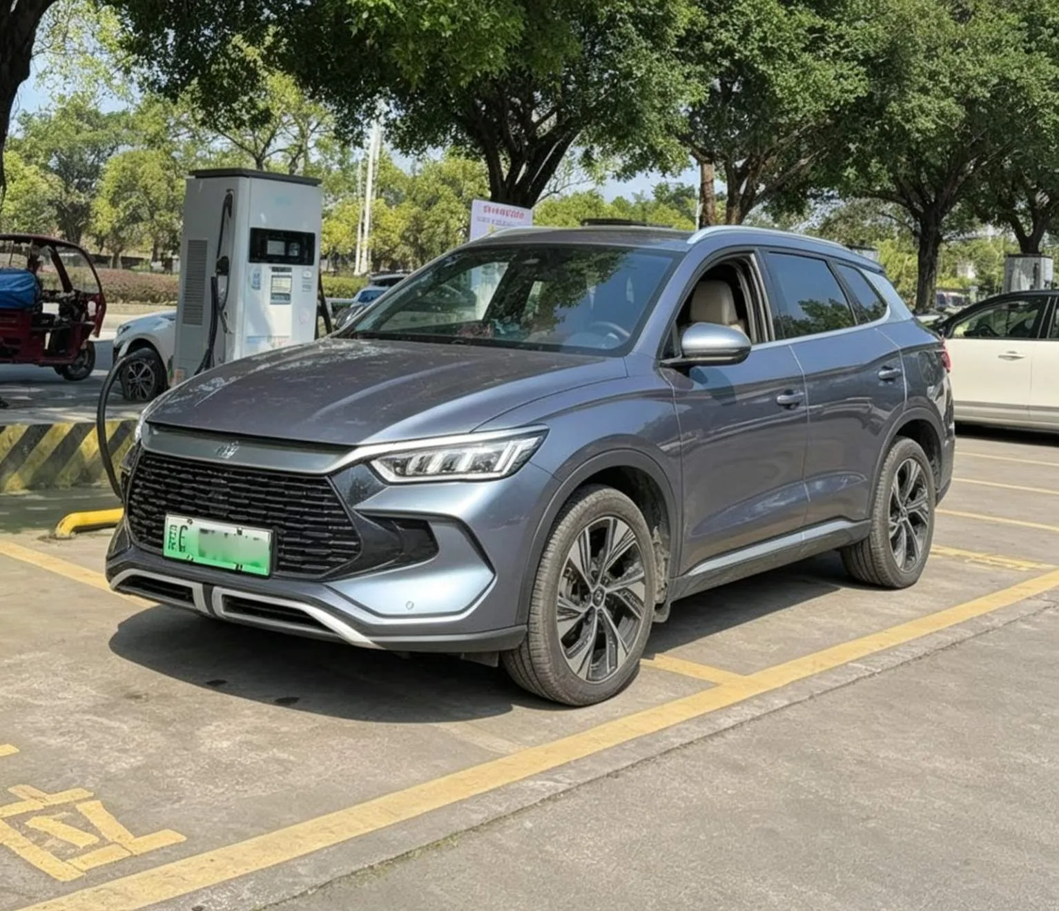 BYD 2023 Song Pro DM-i 1.5 CVT Champion Edition Excellence Model 110KM Automatic