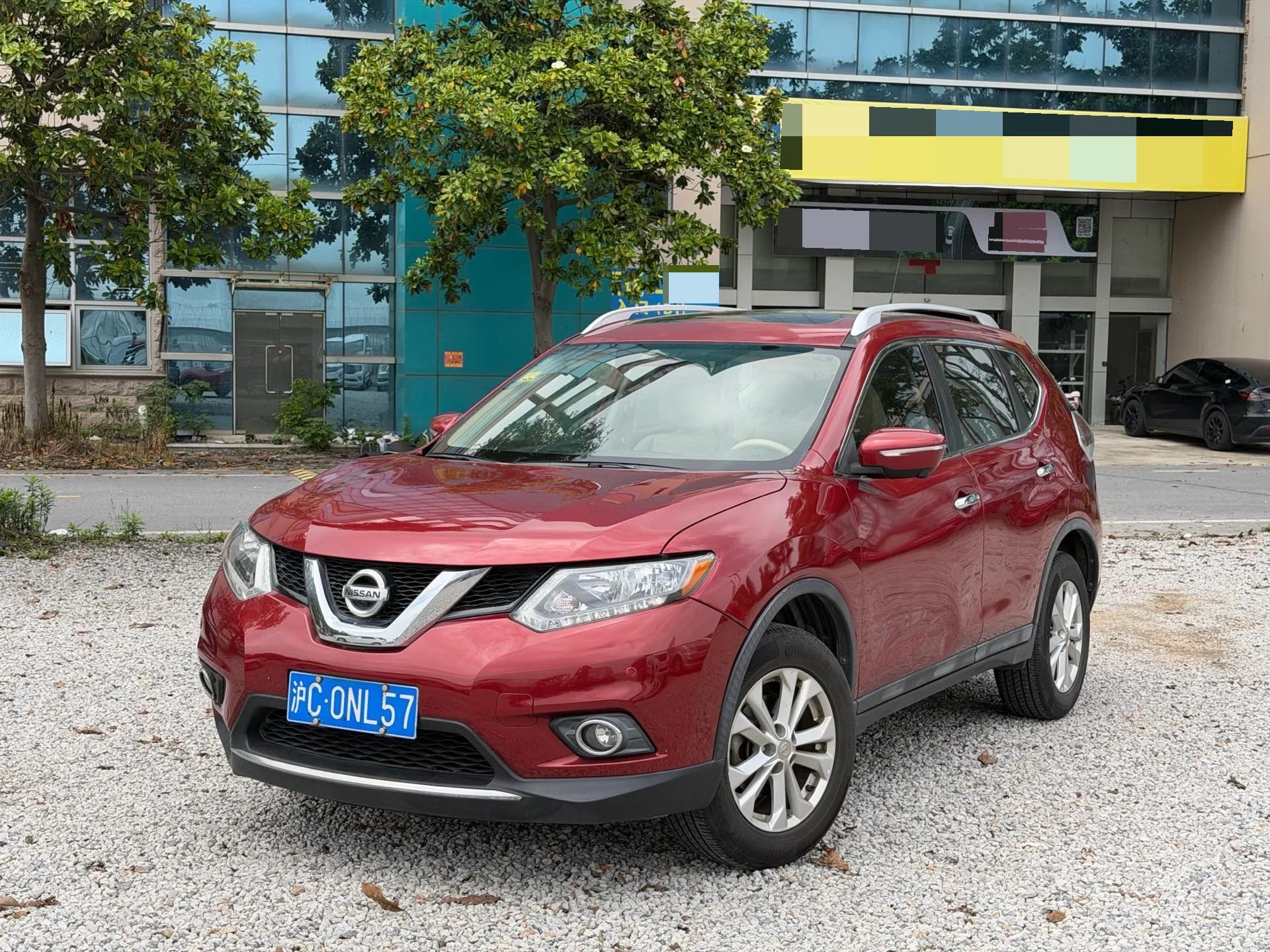 2014 Nissan X-Trail 2,5 l вариатор Премиум 4WD
