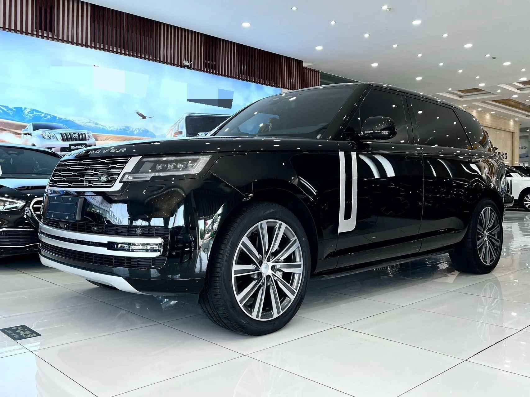 2025 Land Rover Range Rover (Imported) 48V 3.0T L6 400PS Autobiography Long Wheelbase Automatic