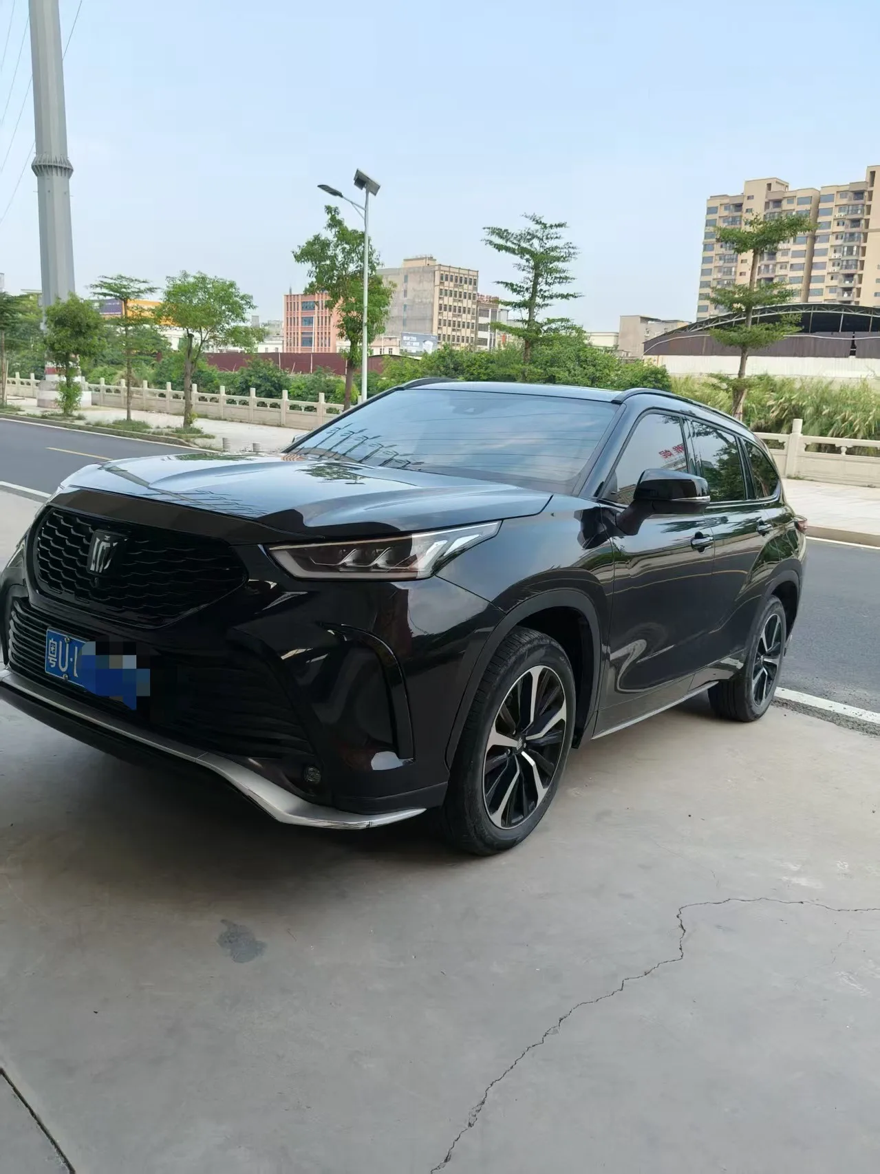 Crown Land Cruiser 2022 2.0T Sporty Edition