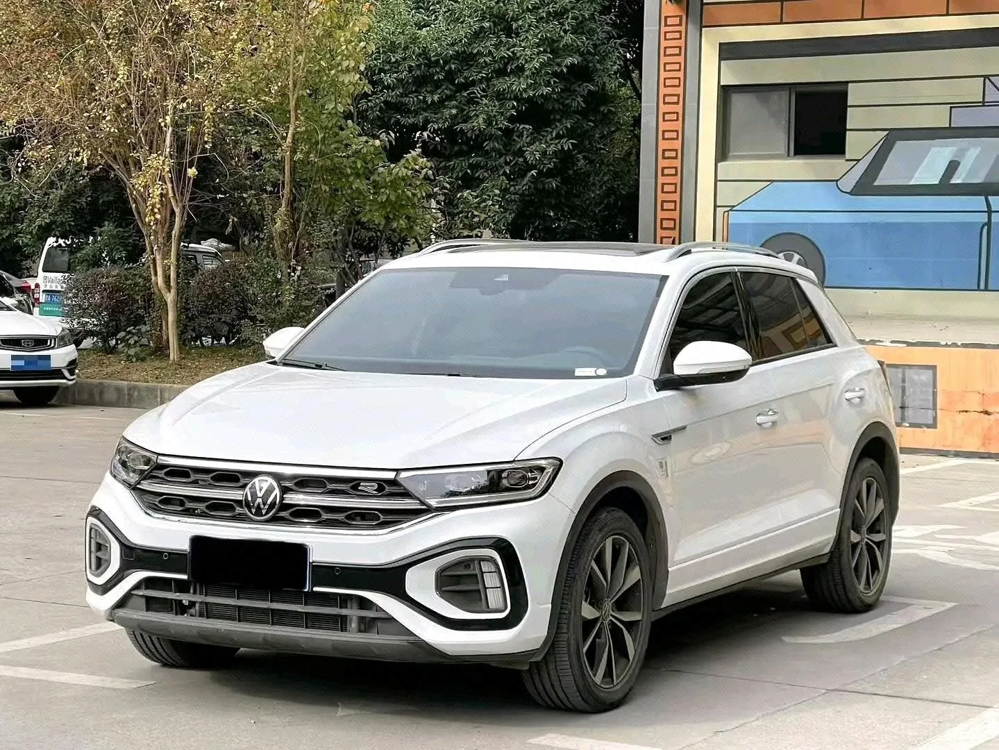 Volkswagen 2024 T-Roc 1.5TSI 300TSI 2WD Chenguang Edition Automatic
