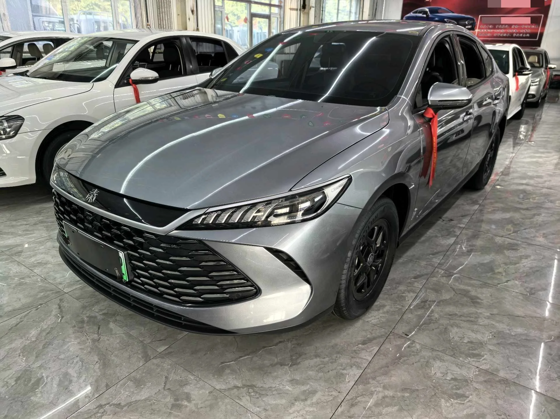 BYD 2025 Qin PLUS DM-i 1.5 CVT Intelligent Driving Edition 128KM Progressive Automatic