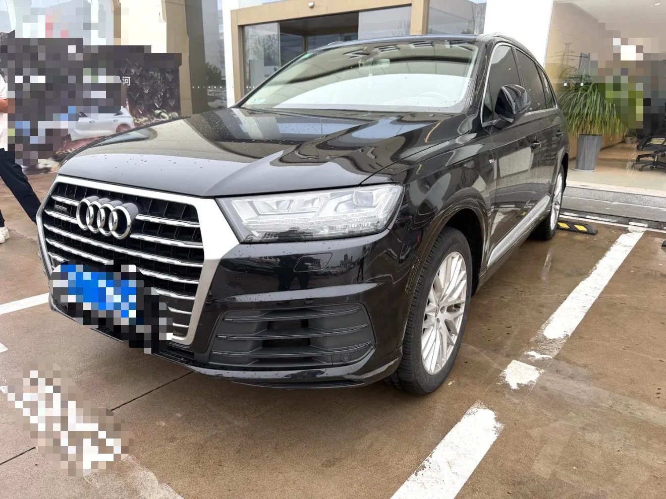 奥迪 Q7 2016 45 TFSI S 线 运动