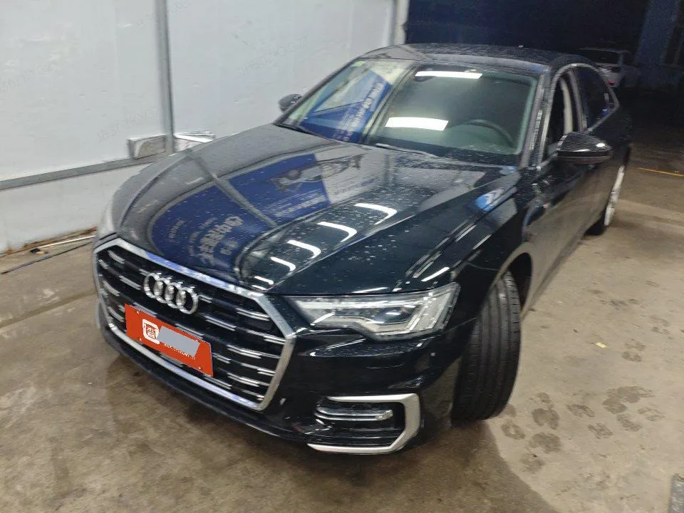 Ауди 2023 A6L 2.0TFSI 45TFSI Премиум Динамический (Подтяжка лица) Автоматический