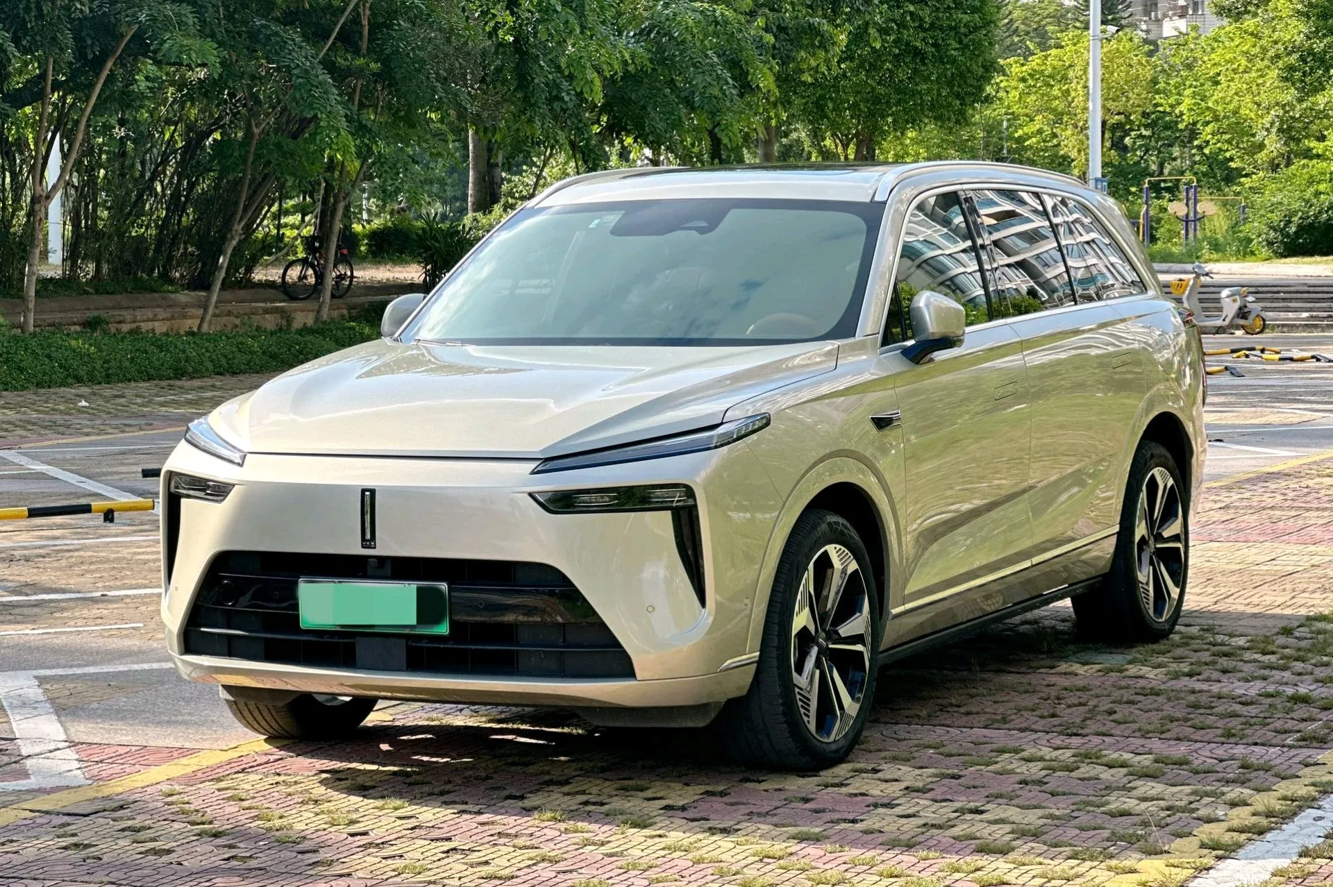 Lanshan DHT-PHEV 2023 All-Wheel Drive Extended Range Version
