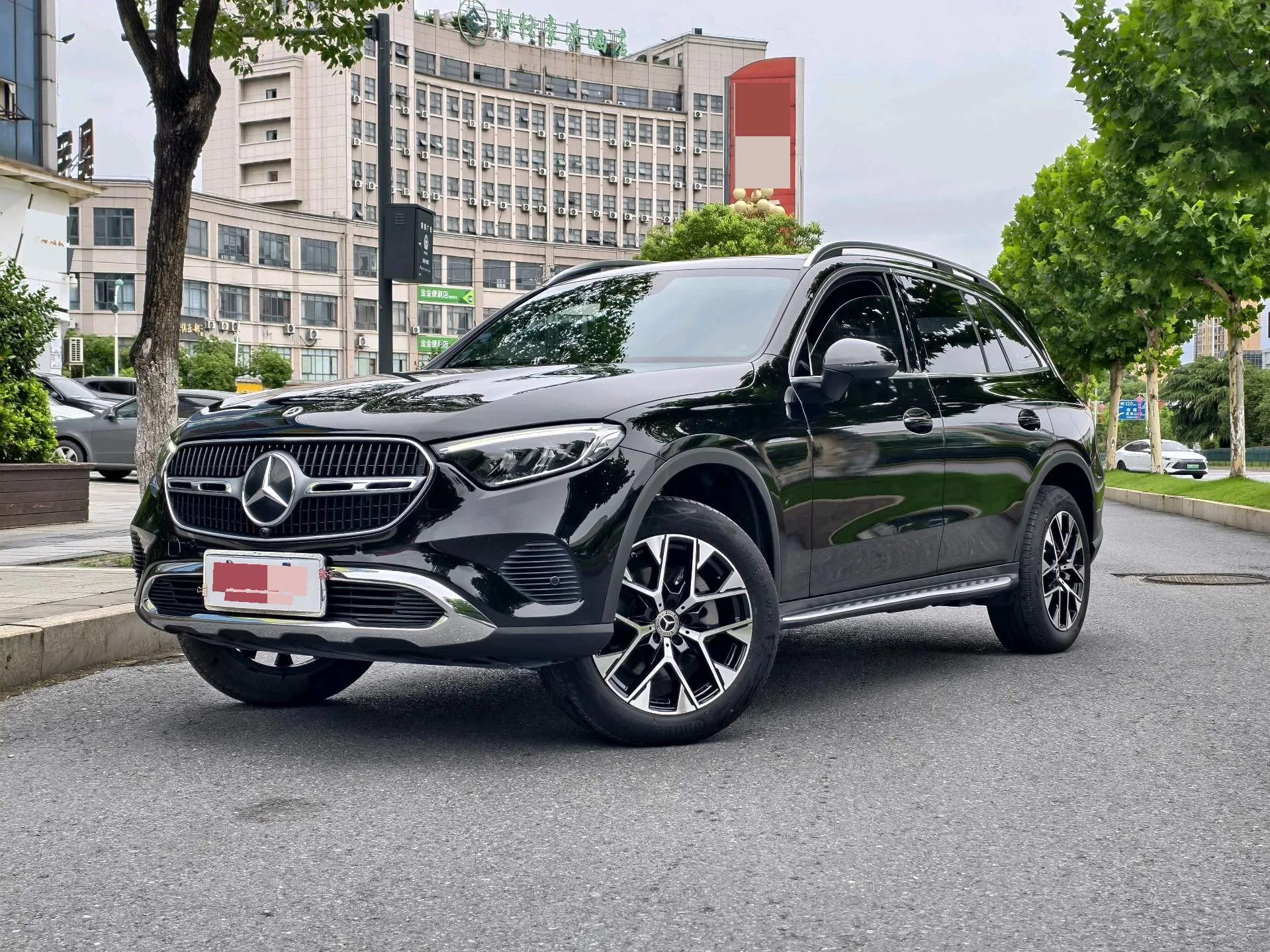 Mercedes-Benz 2024 GLC 260 L 4MATIC 48V 2.0T Dynamic 5-seater Automatic