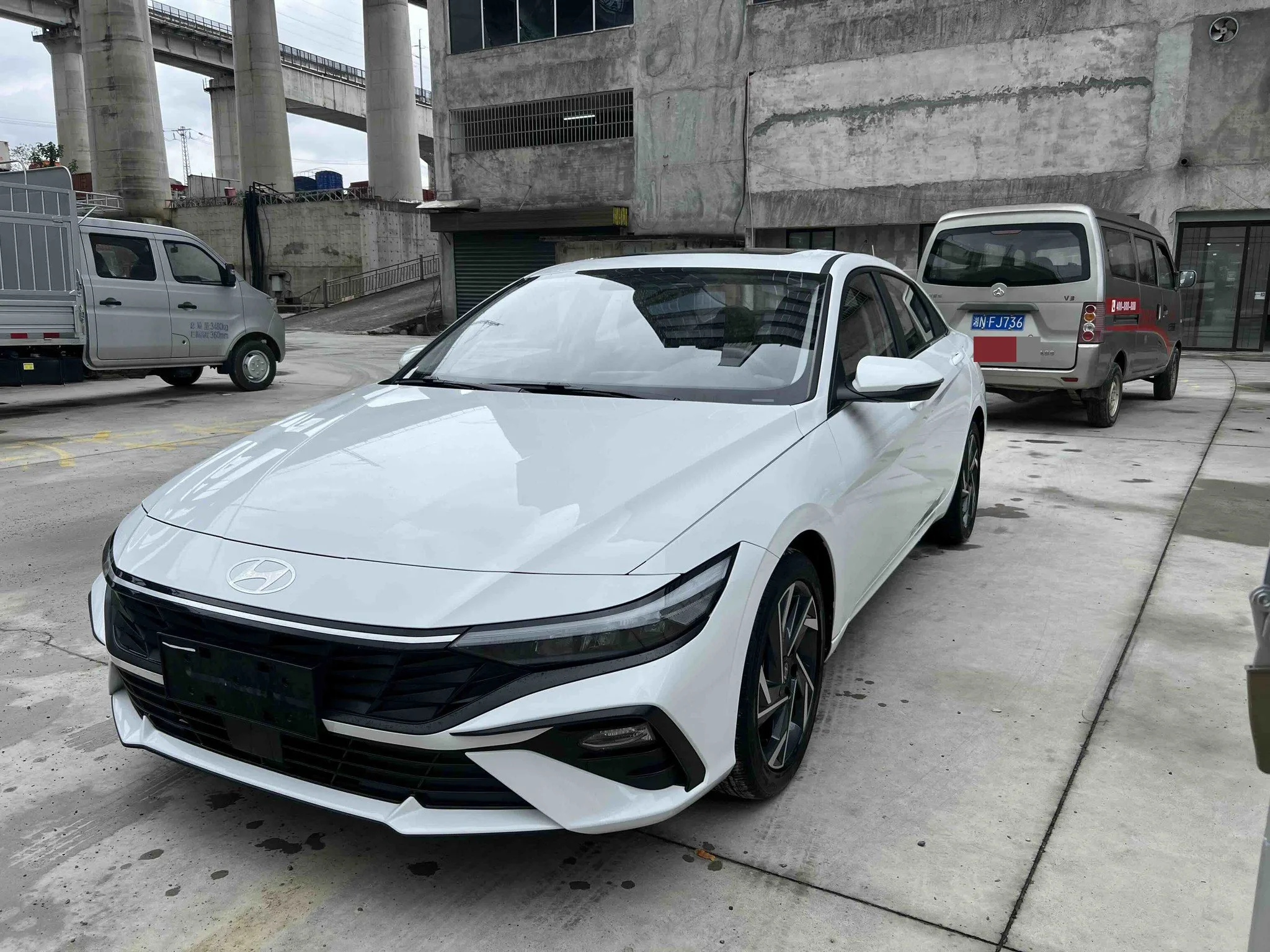 Hyundai Elantra 2023 1.5L CVT GLX Elite Edition