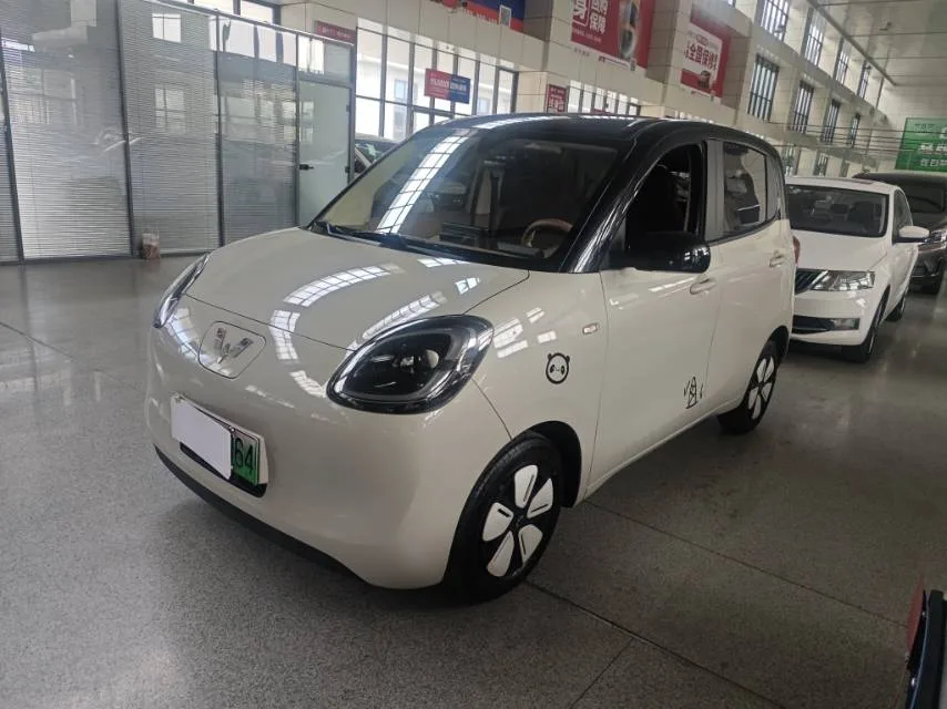 Wuling 2025 Hongguang MINI EV Four-Door Advanced Model Automatic