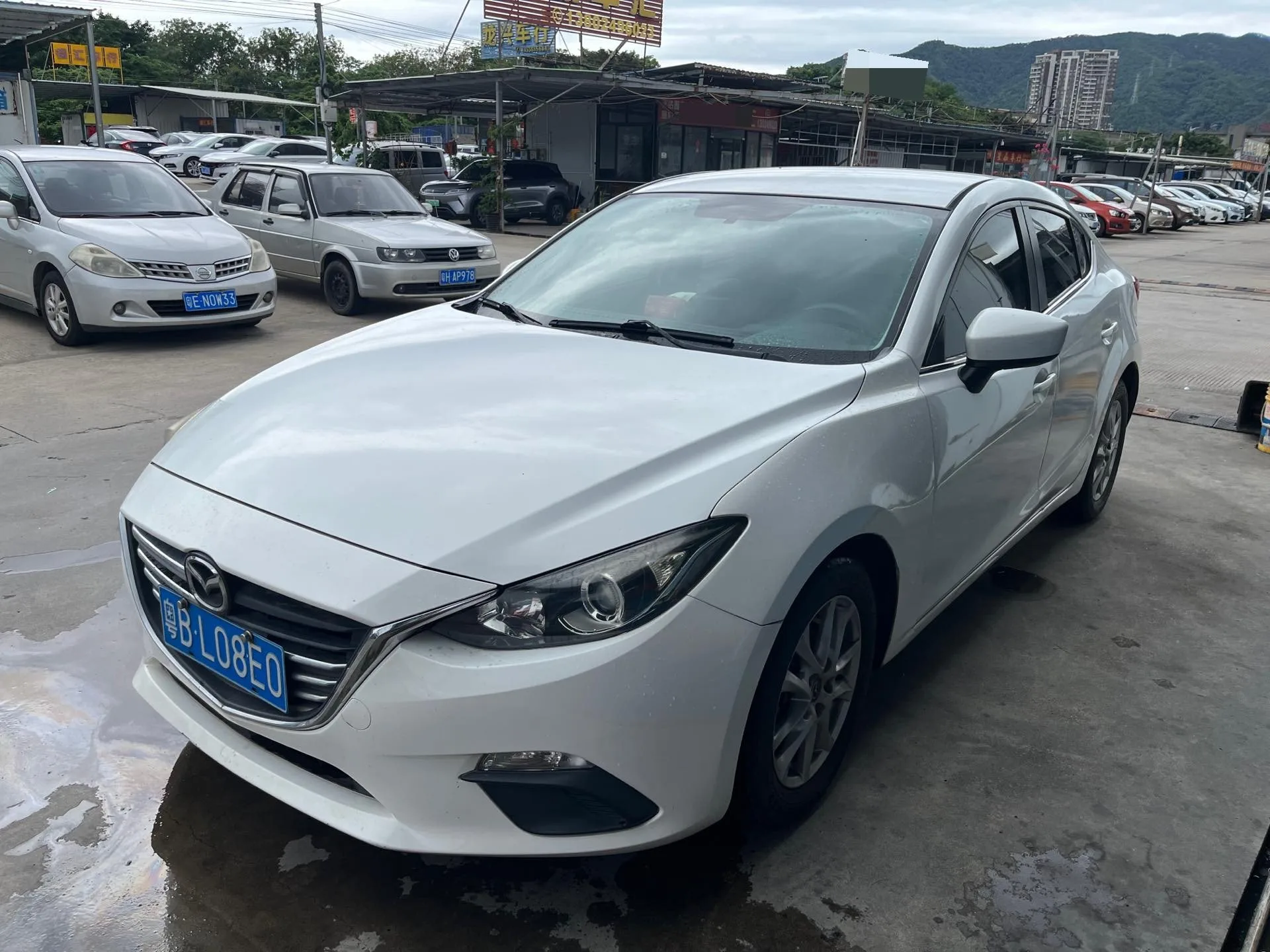 Mazda3 Axela 2014 Sedan 1.5L Automatic Comfort
