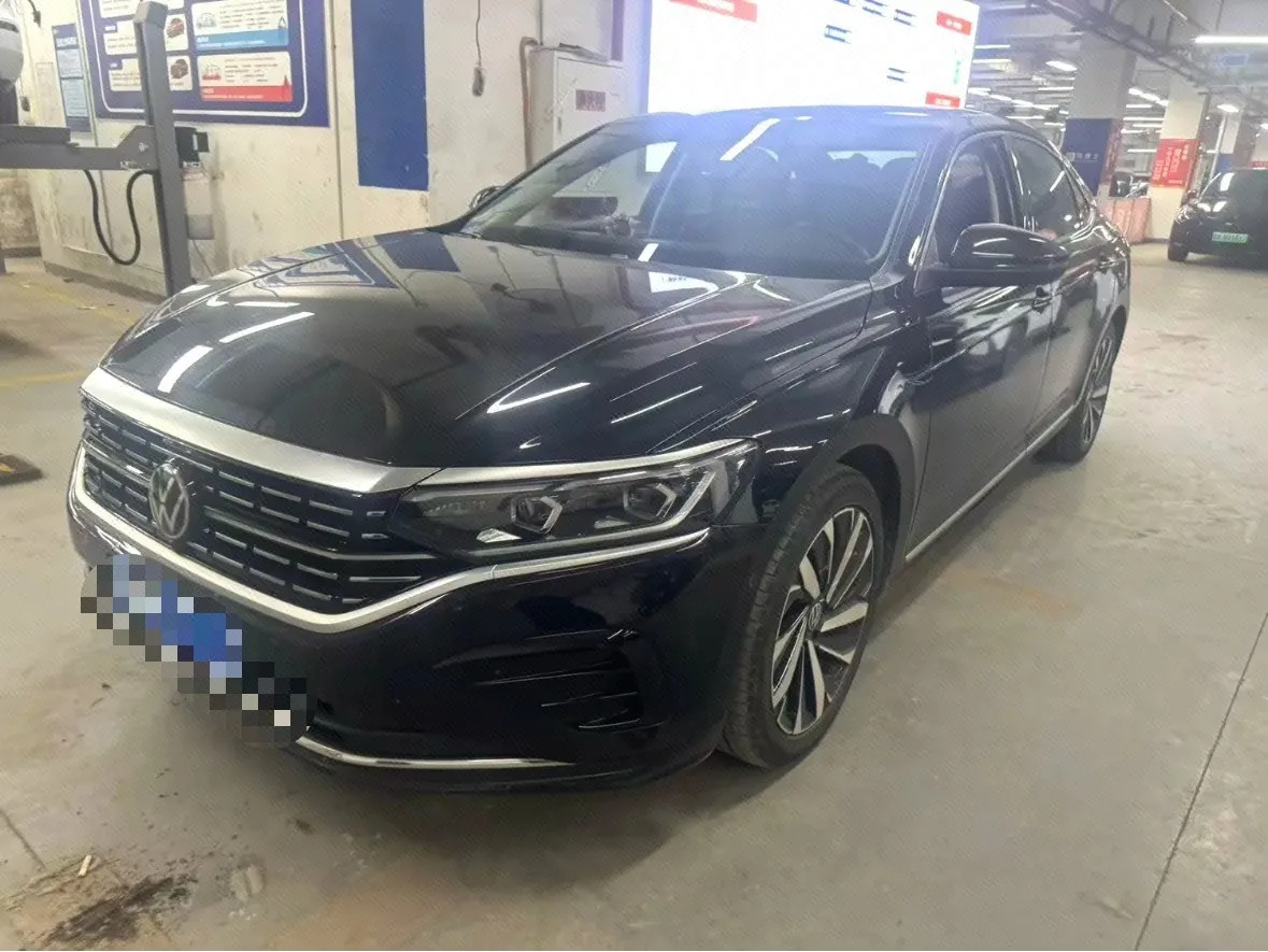 Volkswagen 2024 Passat 2.0TSI 380TSI Luxury Edition Automatic