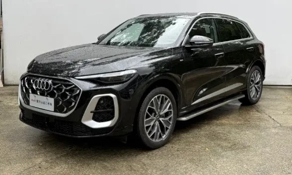 2026 Audi Q5L 2.0T 10 Million Users Exclusive Edition, Automatic Transmission