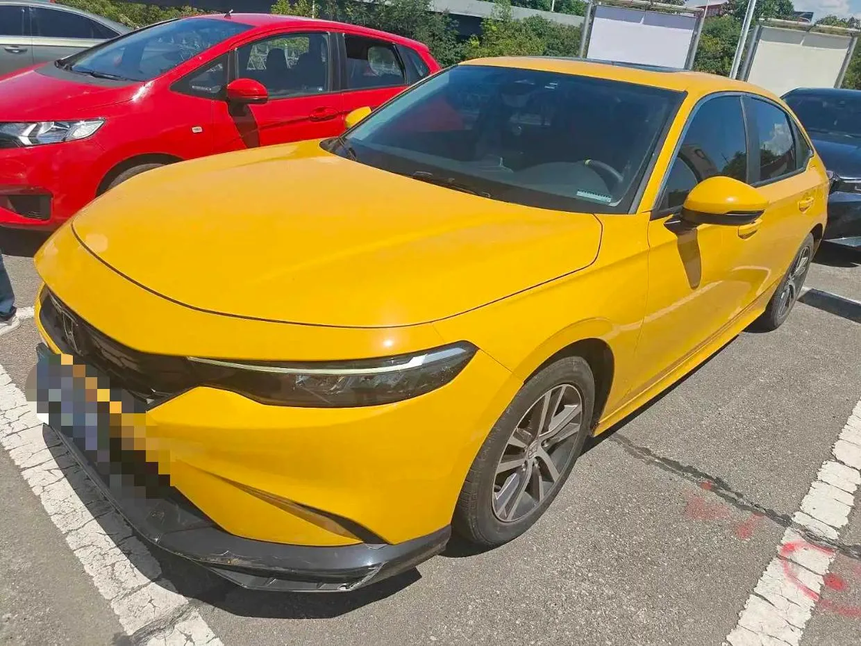 Stylish 2022 240TURBO CVT Tech Edition