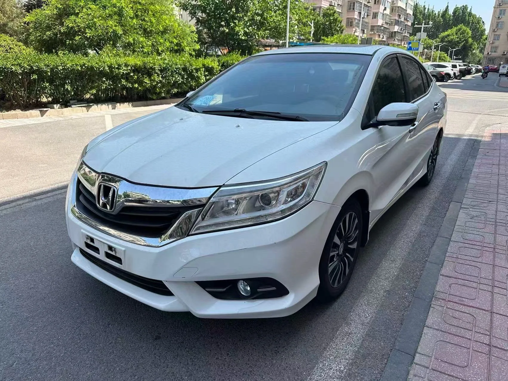 Honda Crider 2013 1.8L Automatic Deluxe Edition