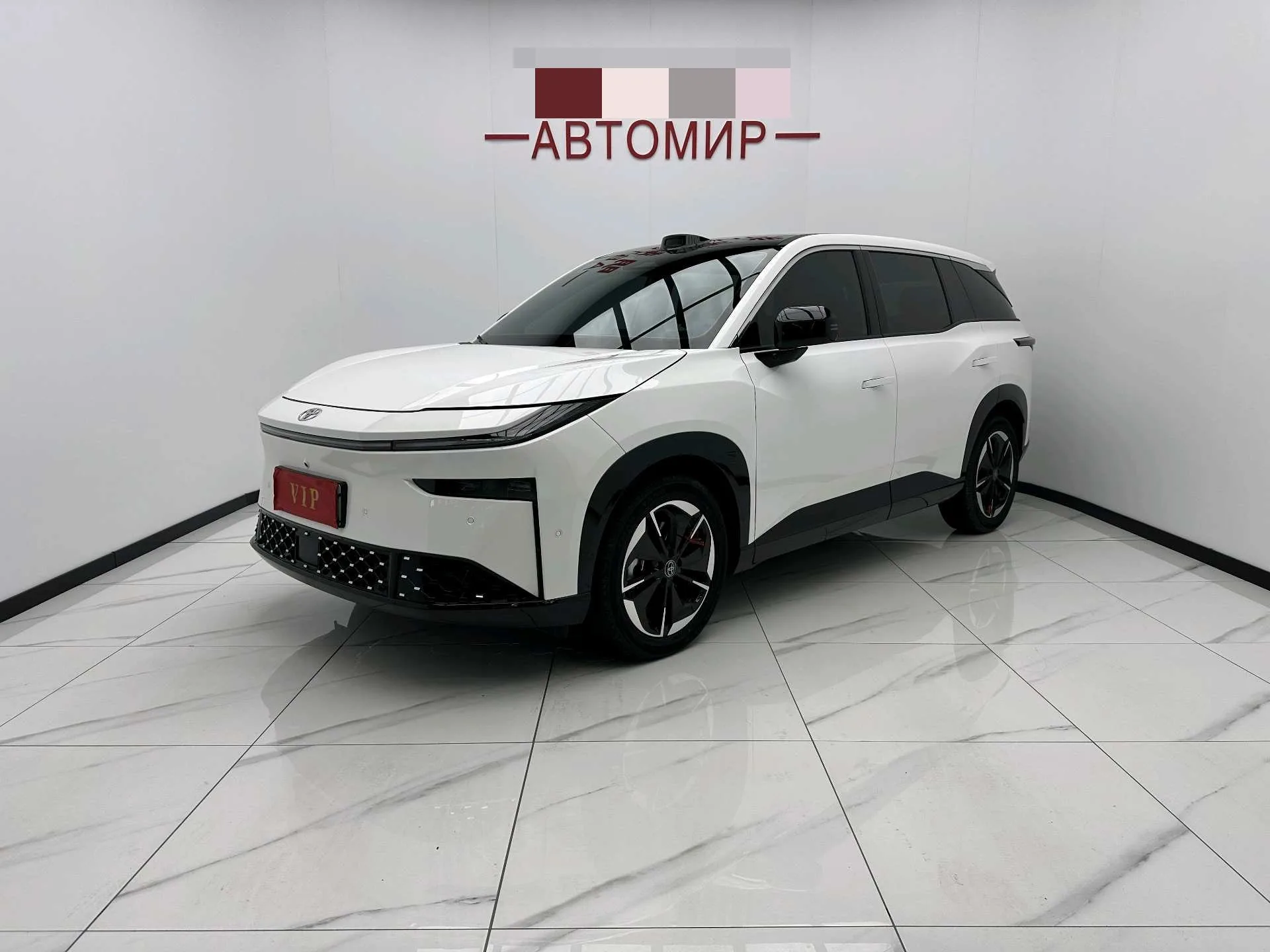 Toyota 2025 Platinum 3X 520 Pro High-End Intelligent Driving Edition Automatic Transmission