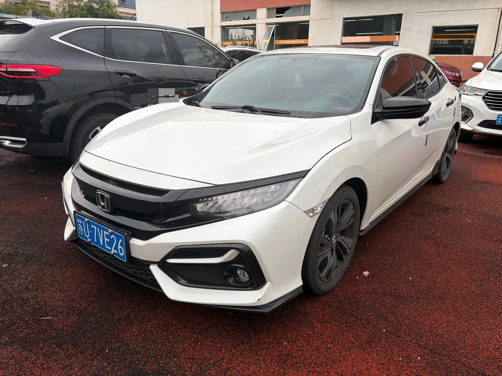 Civic 2021 HATCHBACK 220TURBO CVT Trendy and Cool