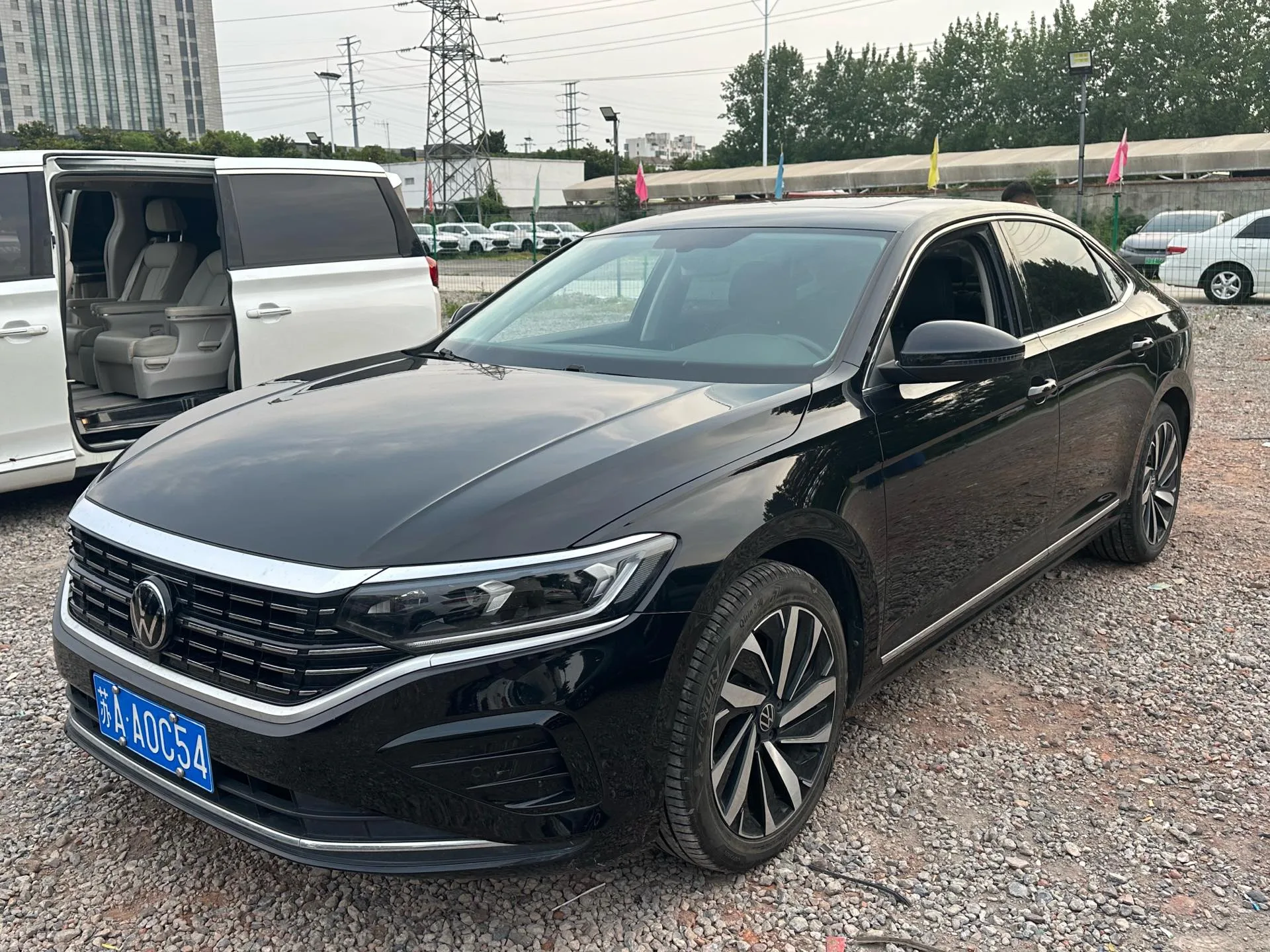 2022 Volkswagen Passat 330TSI Elite Edition