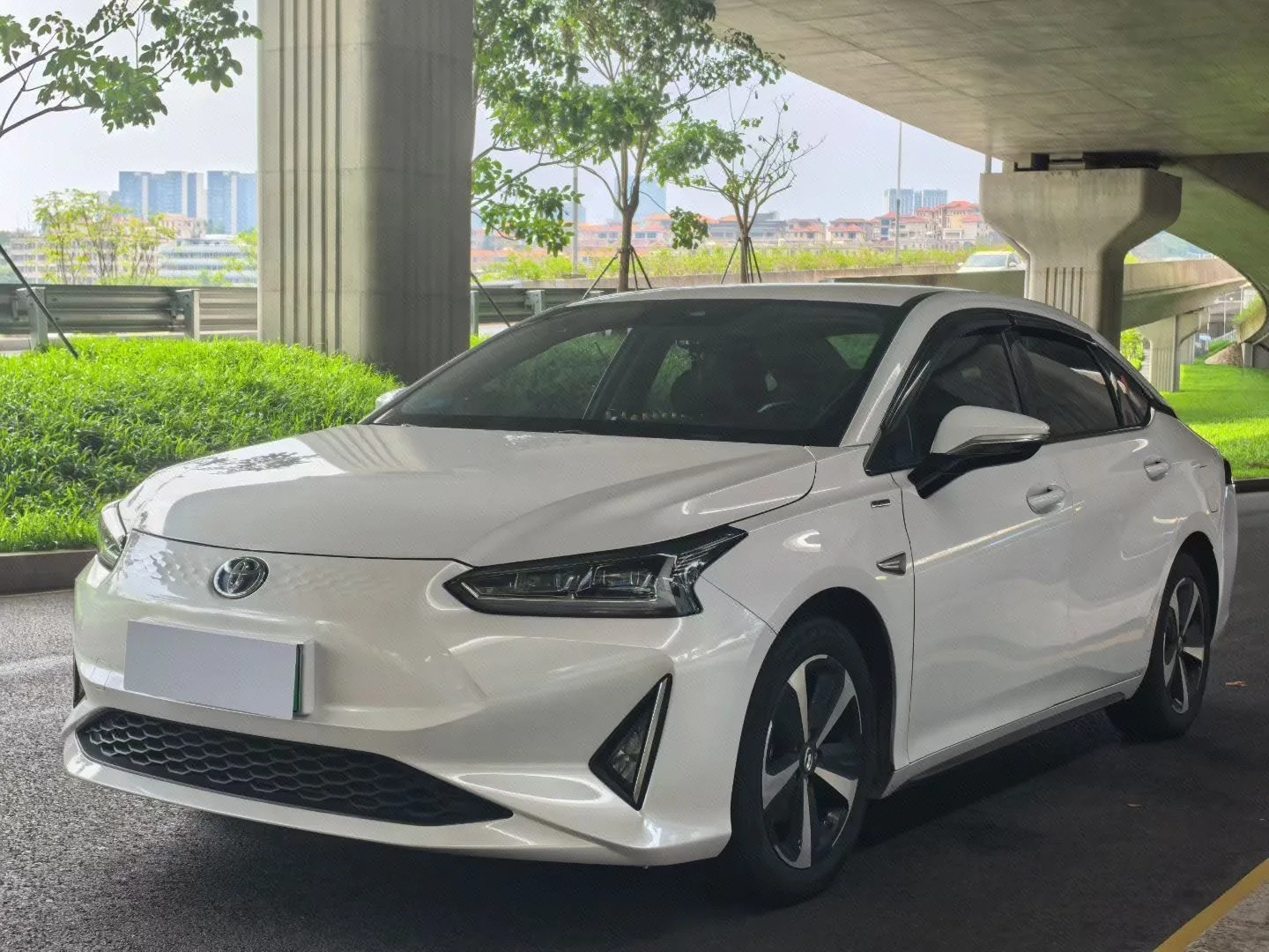 GAC Toyota iA5 2019 Model Year Leading Edition