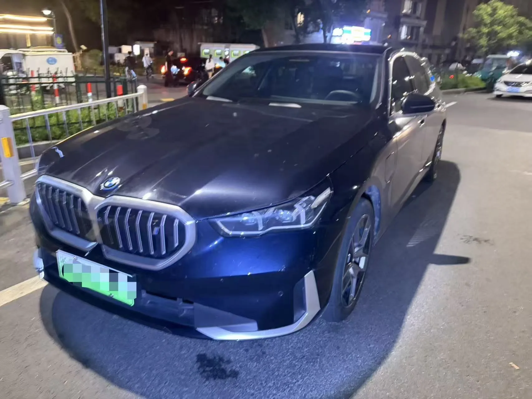 2024 BMW i5 eDrive 35L Premium Edition Luxury Package