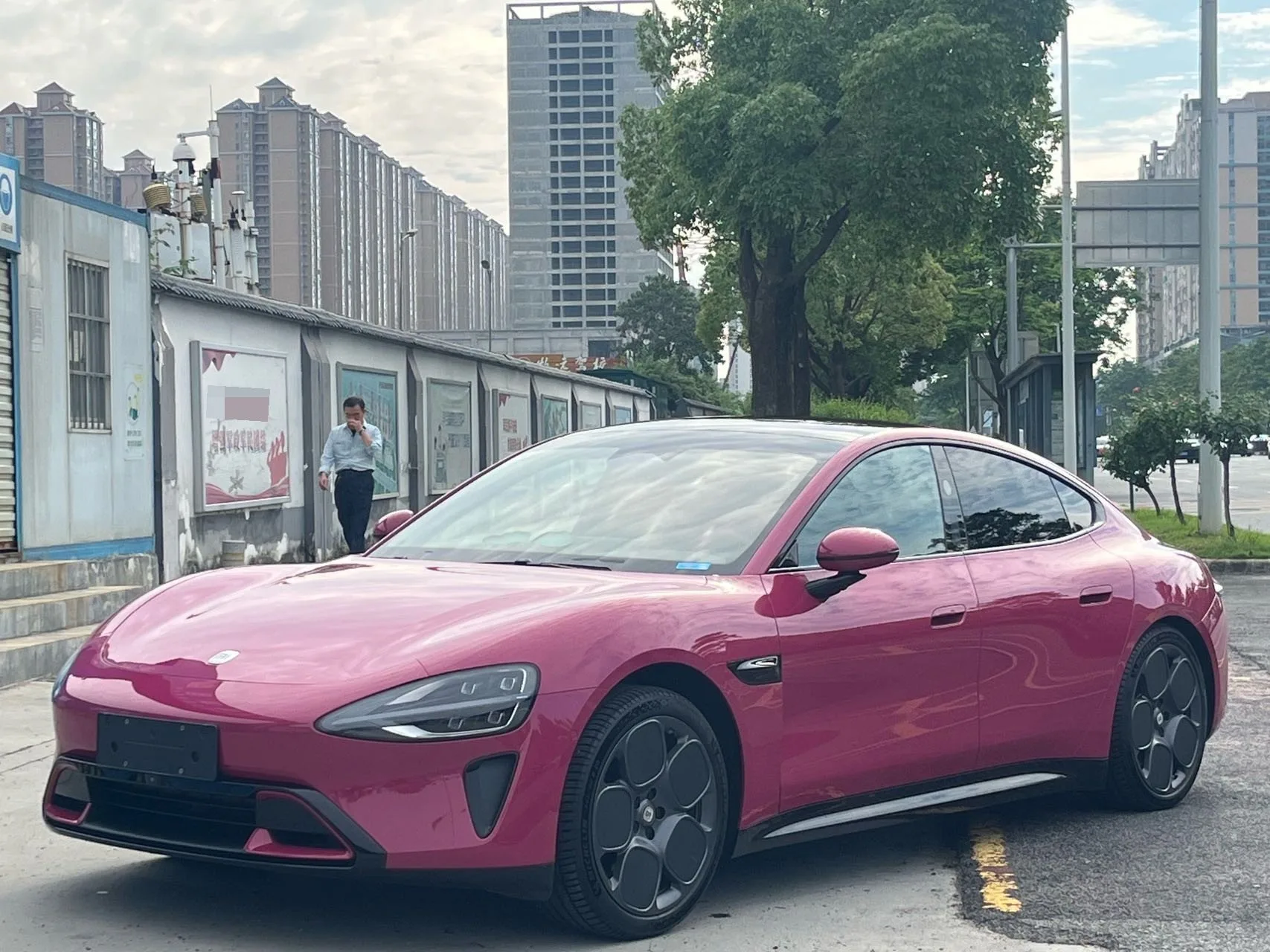 Xiaomi SU7 2024 700km Rear-Wheel Drive Standard Founder Edition