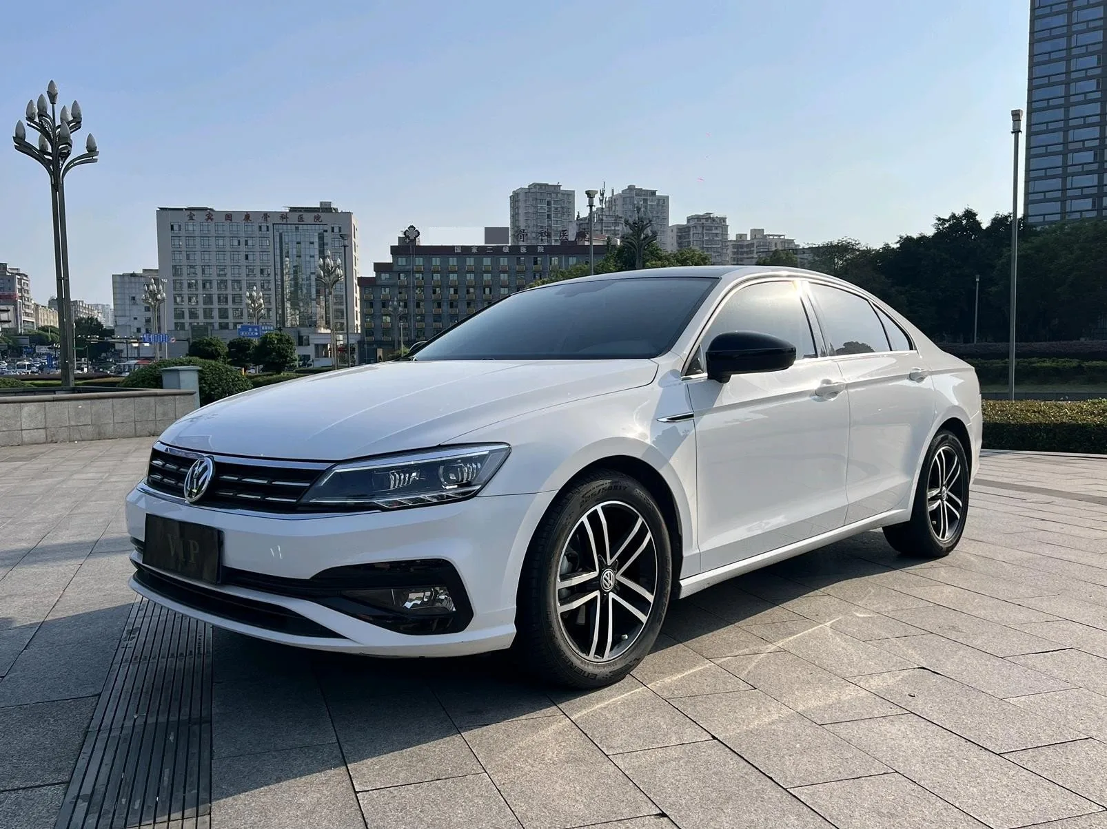 Ламандо 2021 Подтяжка лица 280TSI DSG Комфорт Версия