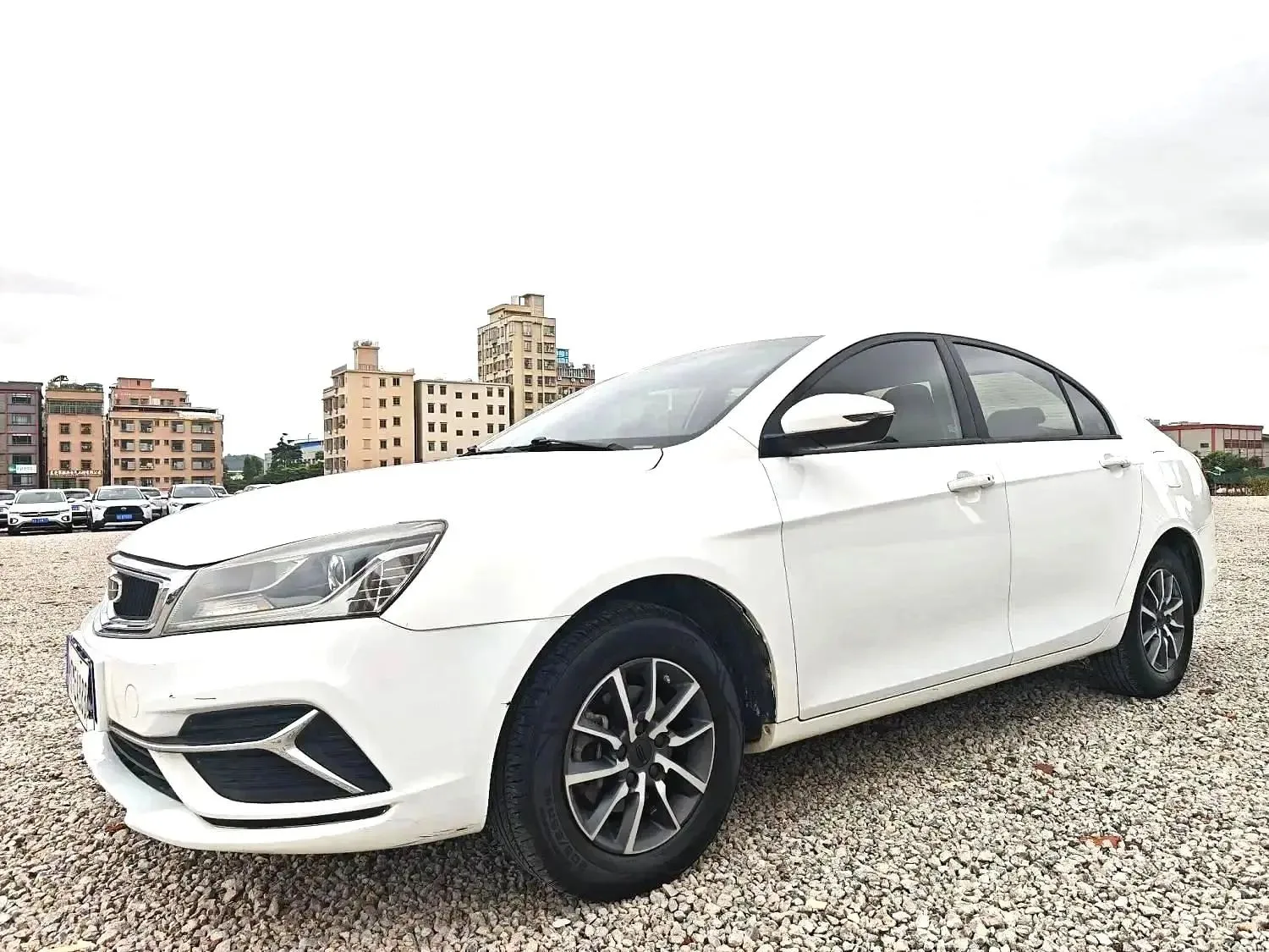 Geely 2019 Emgrand—Sedan 1.5 Leading Edition Luxury Model, Manual Transmission