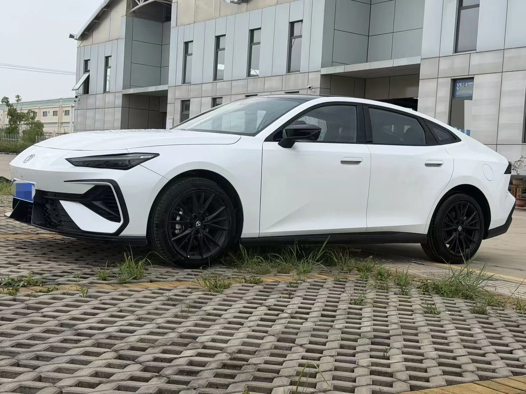 Changan 2025 UNI-V 1.5T 500Bar Premium Sport Automatic