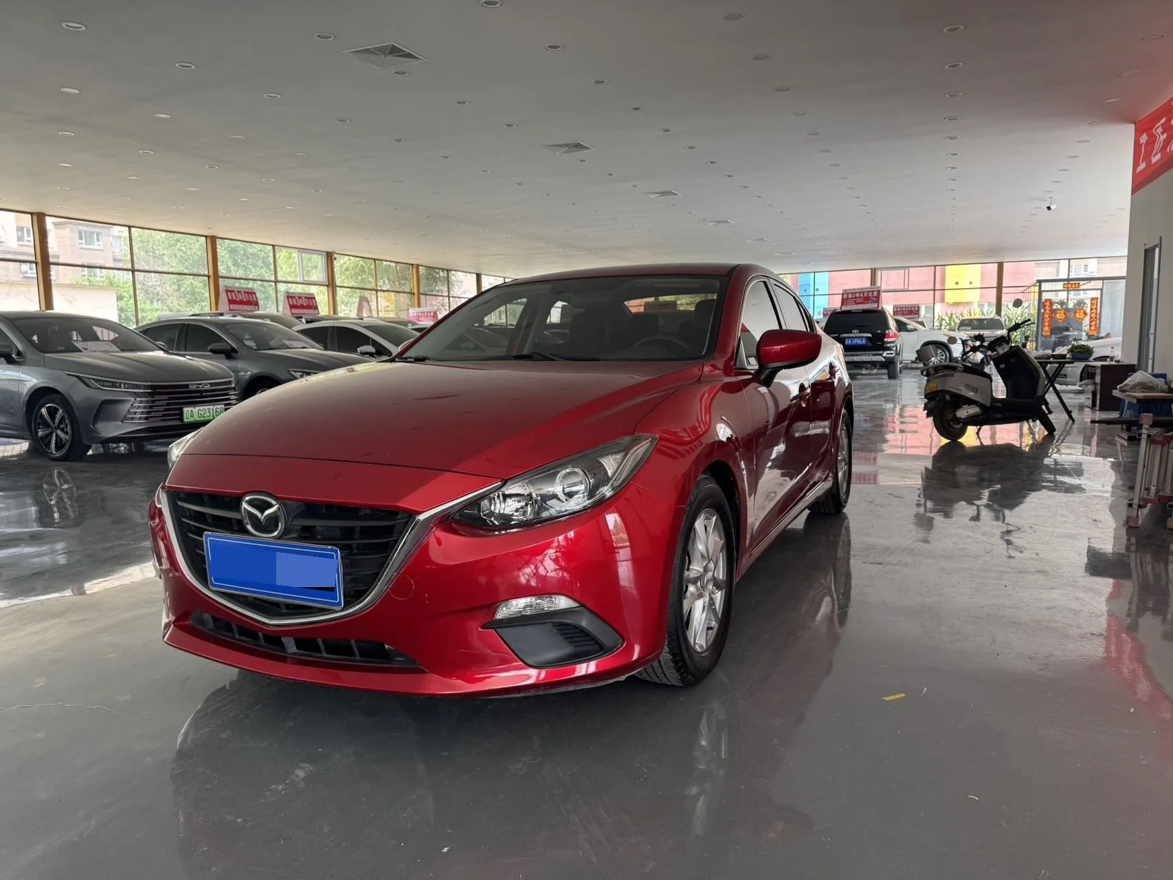 Mazda3 Axela 2014 Sedan 1.5L Automatic Comfort