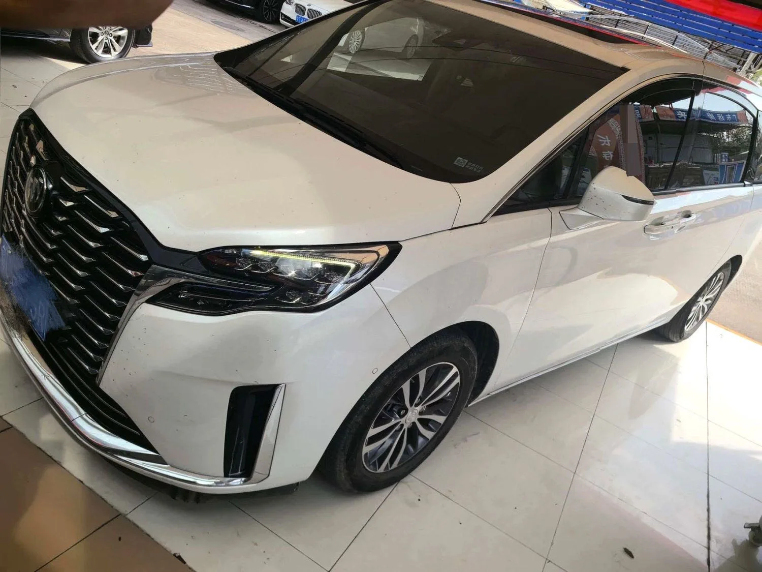 Buick GL8 2022 ES Avantgarde 653T Premium Edition