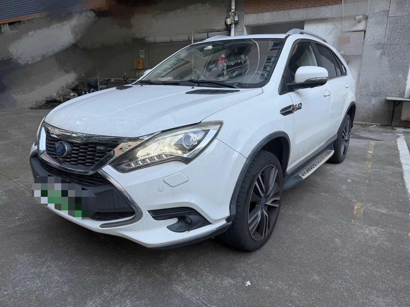 Tang New Energy 2017 Model Year 2.0T All-Wheel Drive Luxury Edition