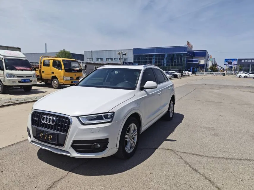 Ауди Q3 2013 35 TFSI четыре Комфорт