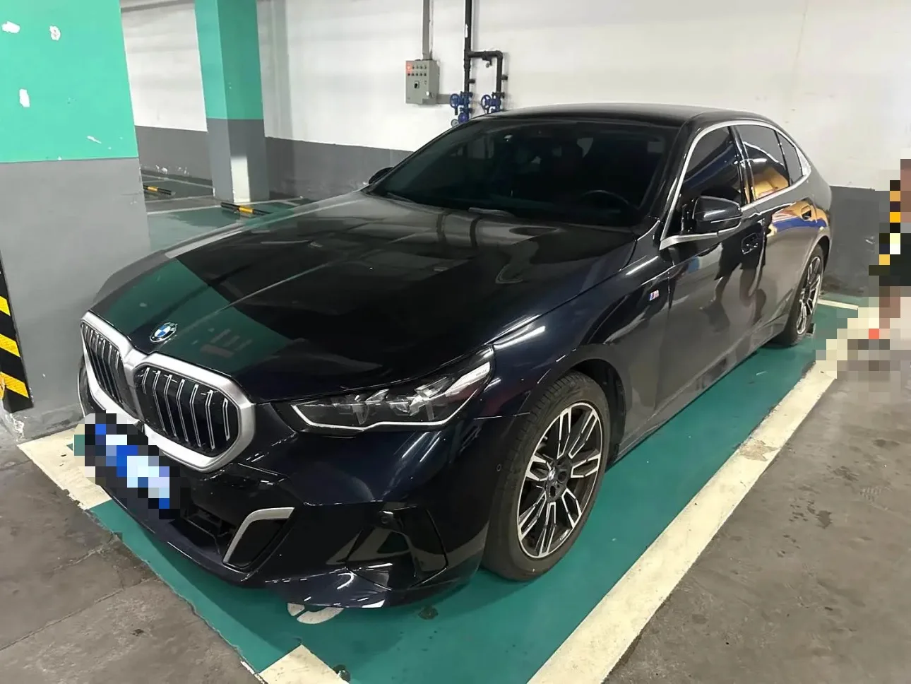 2024 BMW 5 Series 530Li 48V 2.0T Leading M Sport Package Automatic