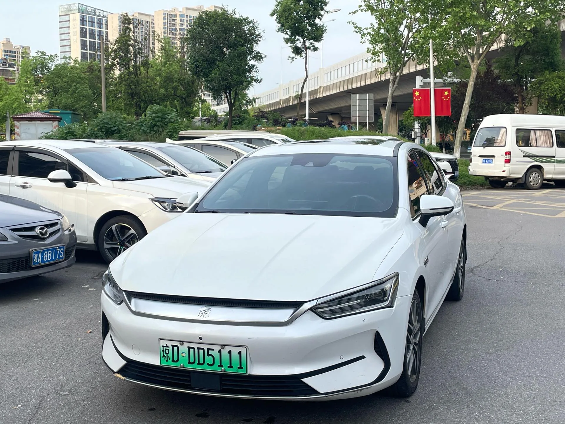 Qin PLUS 2021 EV 500KM Luxury Edition