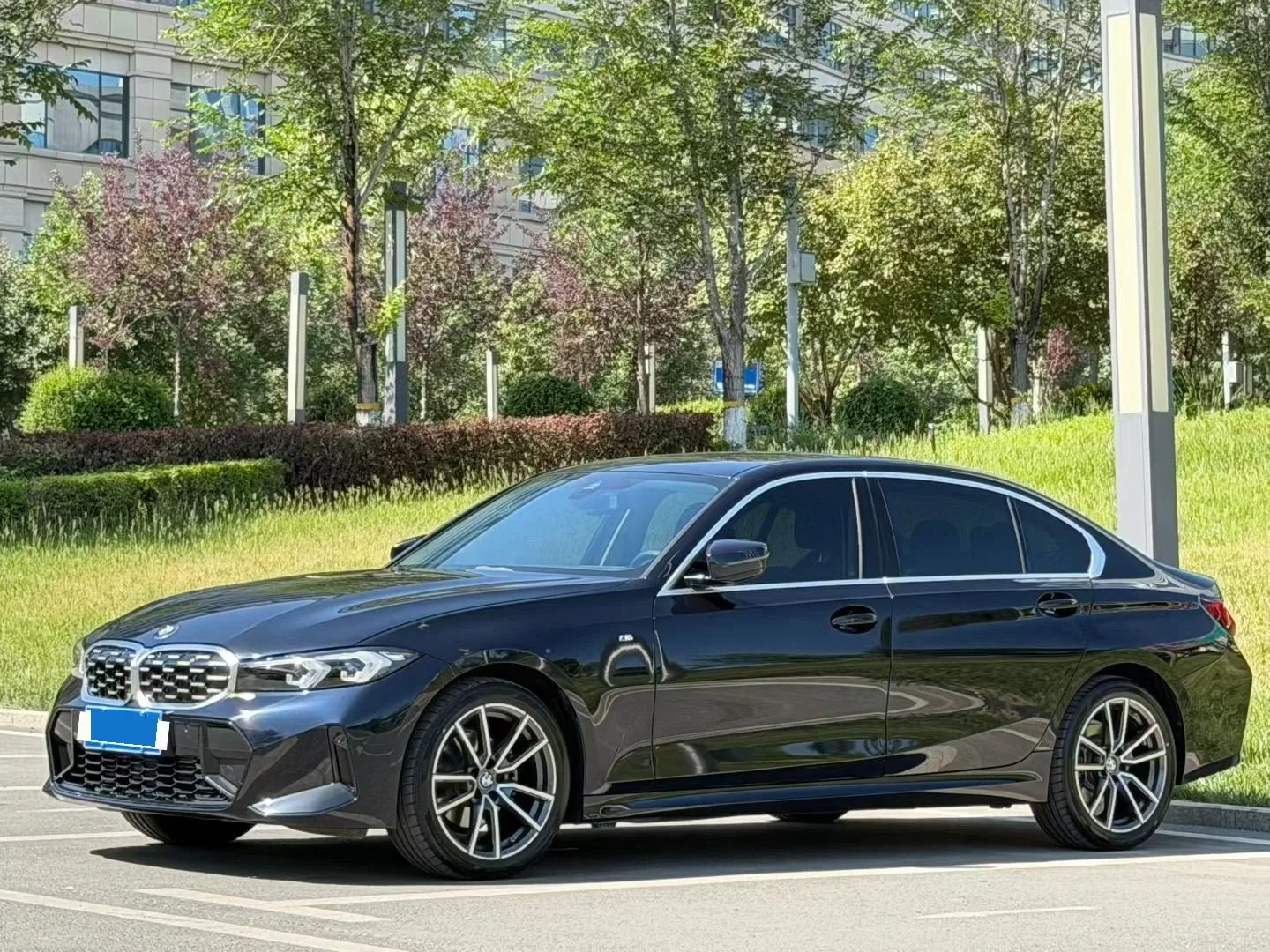 2023 BMW 3 Series 325Li M Sport Package