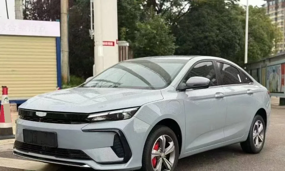 Geely Emgrand L Thor Hi·P 2022 1.5TD-DHT Pro 100KM Super