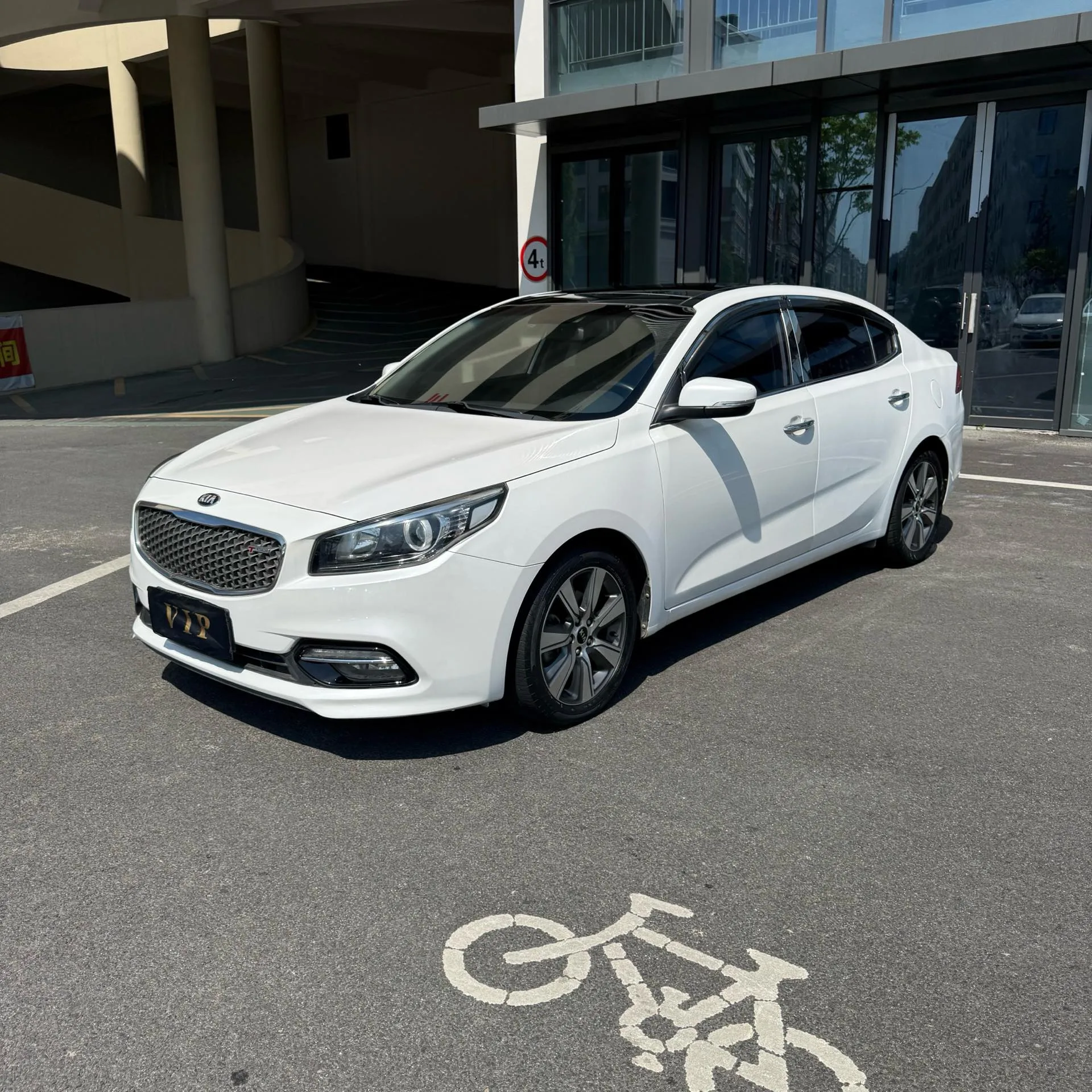 2017 Kia K4 1.6T Automatic T-DLX Turbo
