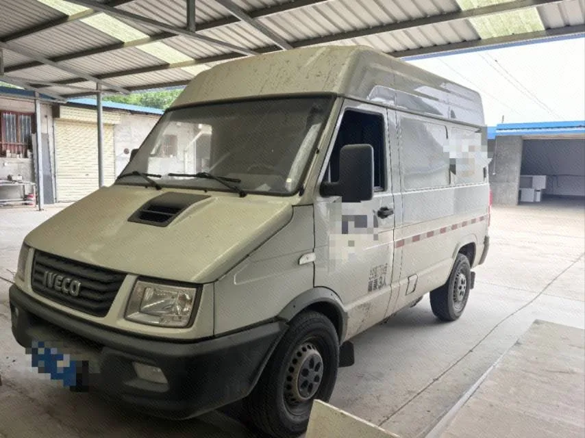 Iveco 2020 Deyi 2.8T Manual Transmission