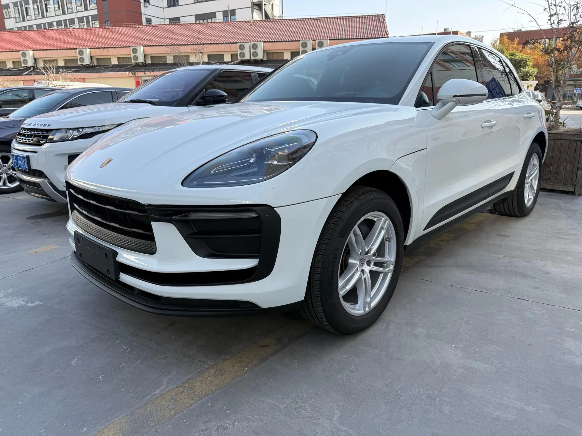 2024 Porsche Macan (Imported) Macan 2.0T Automatic